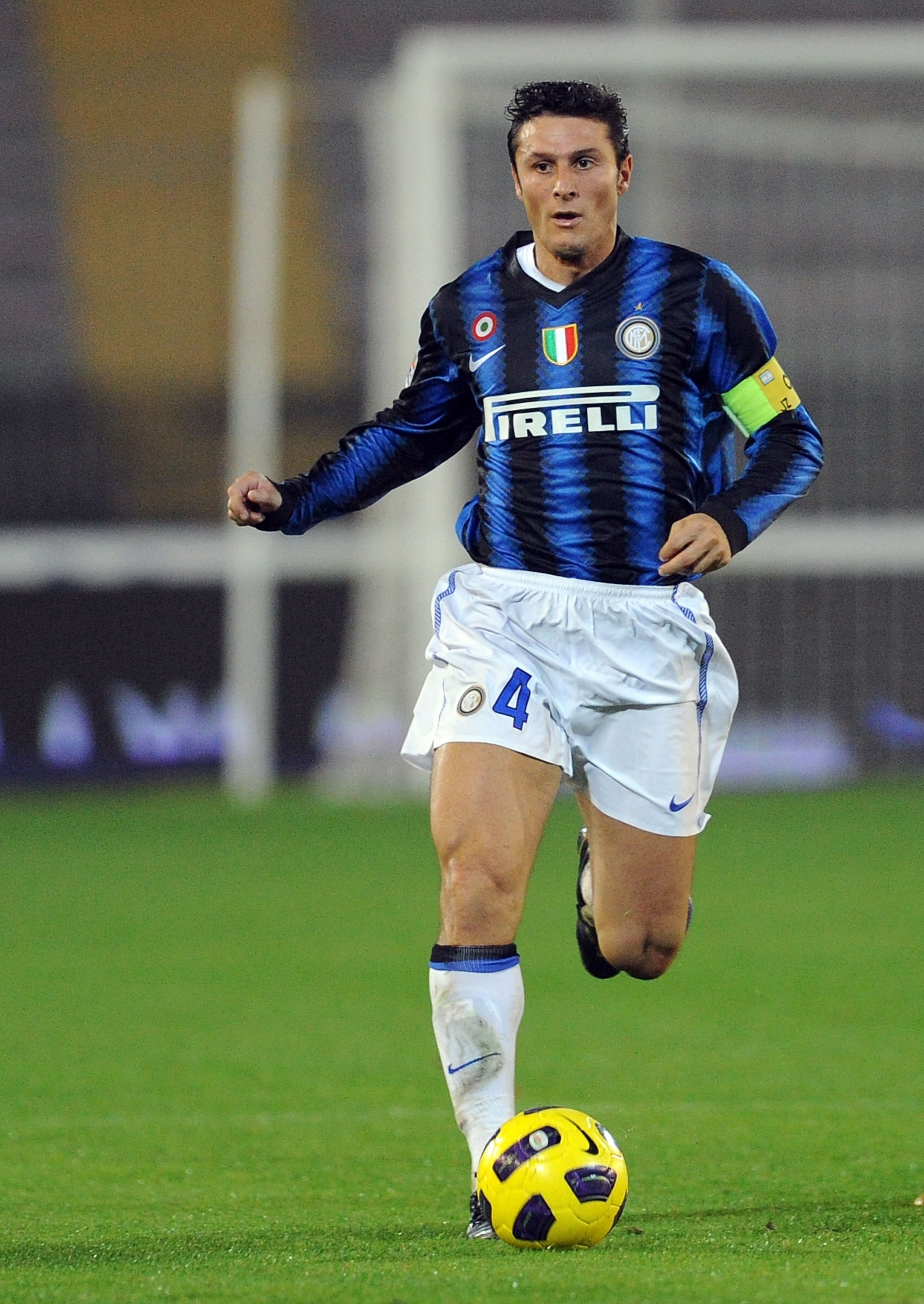 LECCE, ITALY - NOVEMBER 10: Javier Zanetti of Inter in action during the Serie A match between Lecce and Inter Milan at Stadio Via del Mare on November 10, 2010 in Lecce, Italy. (Photo by Giuseppe Bellini/Getty Images) LECCE, ITALY - NOVEMBER 10: Javier Zanetti of Inter in action during the Serie A match between Lecce and Inter Milan at Stadio Via del Mare on November 10, 2010 in Lecce, Italy. (Photo by Giuseppe Bellini/Getty Images)