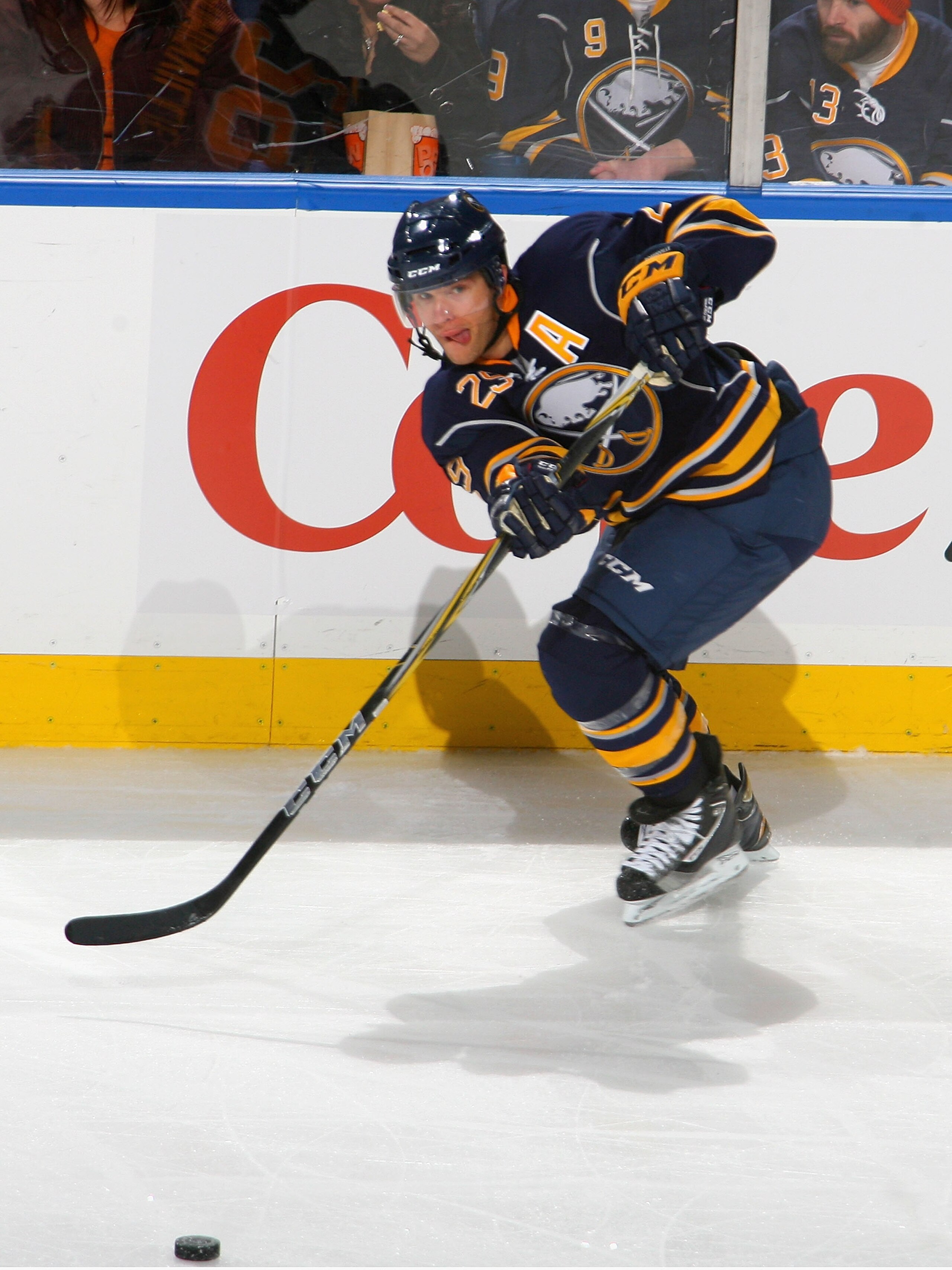 BUFFALO, NY - NOVEMBER 20: Jason Pominville #29 of the Buffalo Sabres makes a pass against the Tampa Bay Lightning at HSBC Arena on November 20, 2010 in Buffalo, New York. (Photo by Rick Stewart/Getty Images) BUFFALO, NY - NOVEMBER 20: Jason Pominville #29 of the Buffalo Sabres makes a pass against the Tampa Bay Lightning at HSBC Arena on November 20, 2010 in Buffalo, New York. (Photo by Rick Stewart/Getty Images)