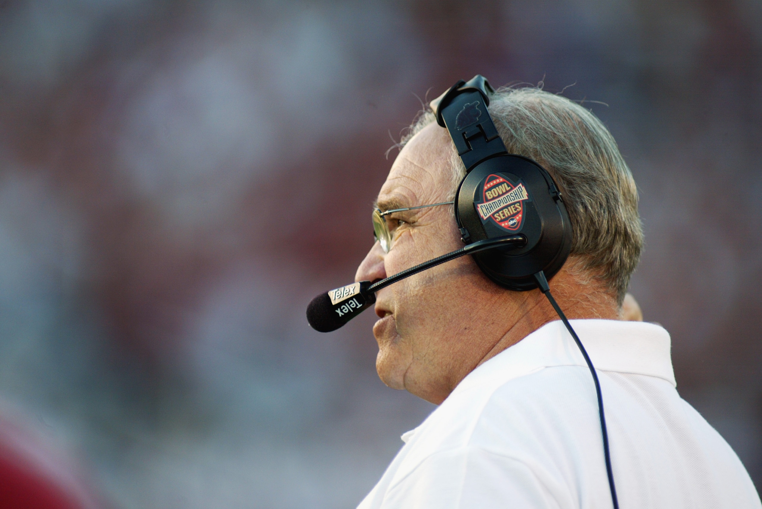 PASADENA, CA - JANUARY 1:  Head coach Mike Price of the Washington State University Cougars during the 89th Rose Bowl against the University of Oklahoma Sooners on January 1, 2003  at the Rose Bowl in Pasadena, California.  Price moved on to coach for Ala