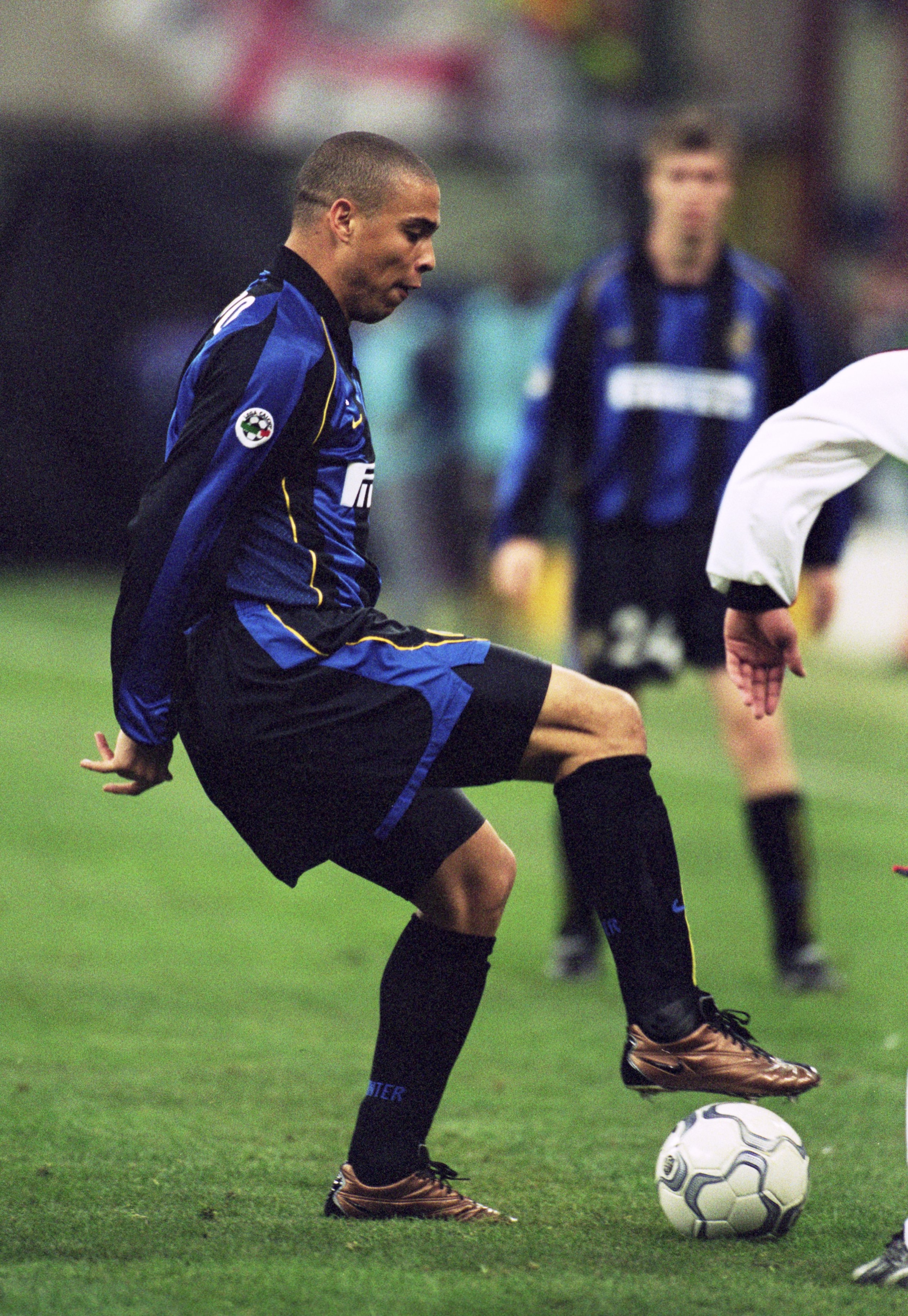 6 Dec 2001: Ronaldo of Inter Milan puts his foot on the ball during the UEFA Cup third round second leg match against Ipswich Town played at the San Siro, in Milan, Italy. Inter Milan won the match 4-1, winning 4-2 on aggregate. \ Mandatory Credit: Stu F 6 Dec 2001: Ronaldo of Inter Milan puts his foot on the ball during the UEFA Cup third round second leg match against Ipswich Town played at the San Siro, in Milan, Italy. Inter Milan won the match 4-1, winning 4-2 on aggregate. \ Mandatory Credit: Stu F
