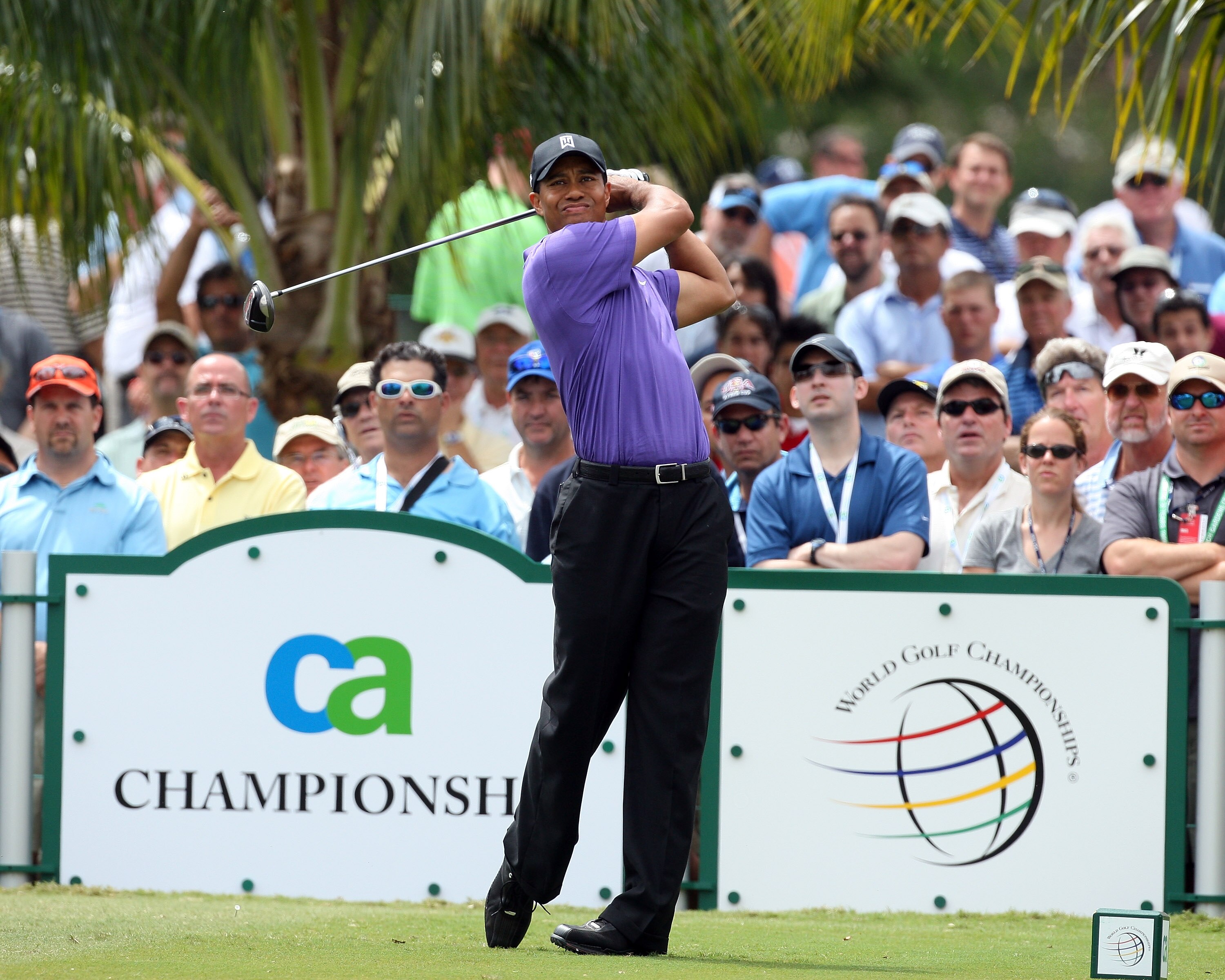 DORAL, FL - MARCH 13:  Tiger Woods of the USA tees off at the 3rd hole during the second round of the World Golf Championships-CA Championship at the Doral Golf Resort & Spa on March 13, 2009 in Miami, Florida  (Photo by David Cannon/Getty Images)