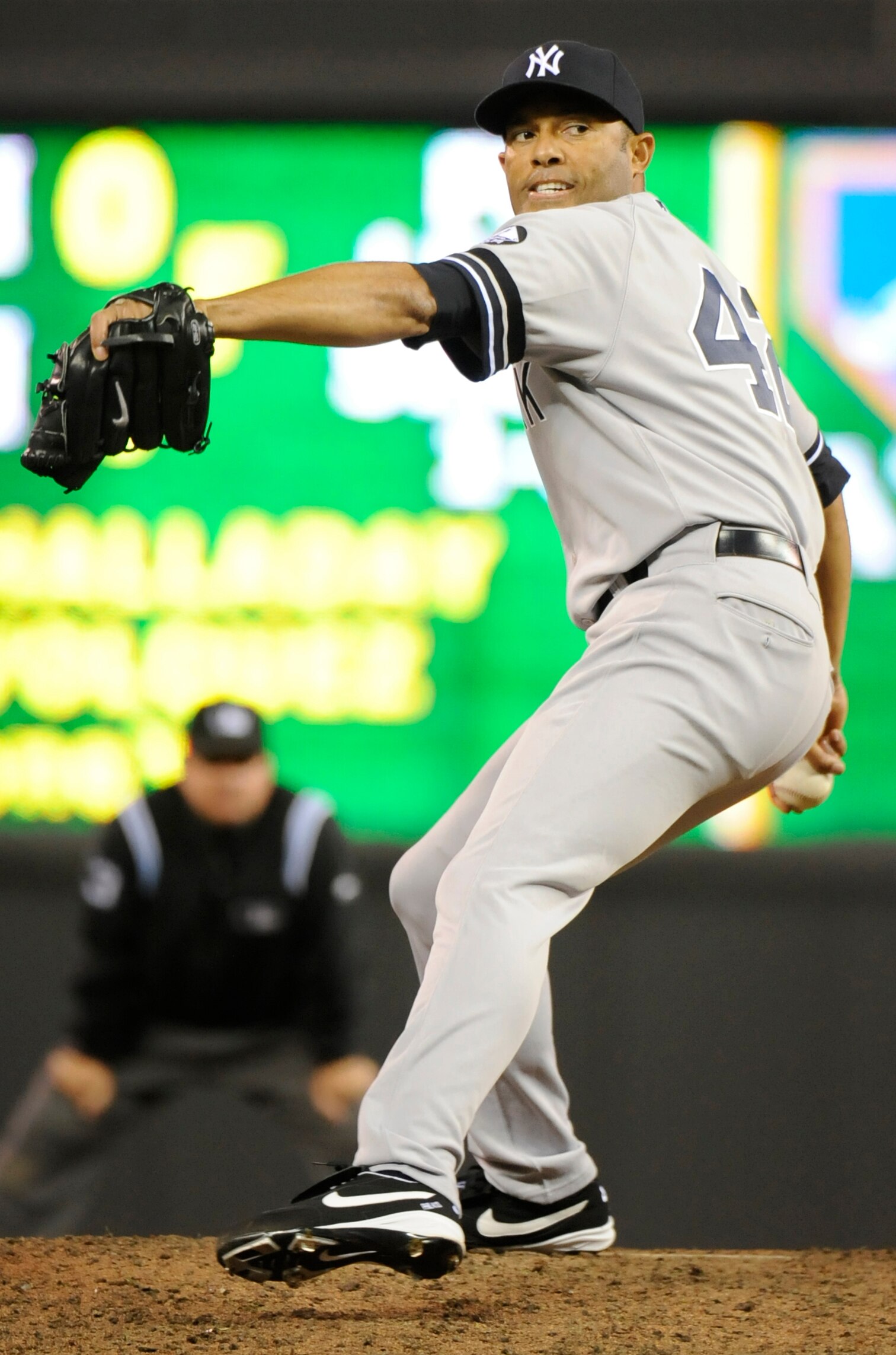 MINNEAPOLIS, MN - OCTOBER 6: Mariano Rivera #42 of the New York Yankees pitches during game one of the ALDS against the Minnesota Twins on October 6, 2010 at Target Field in Minneapolis, Minnesota. (Photo by Hannah Foslien/Getty Images)