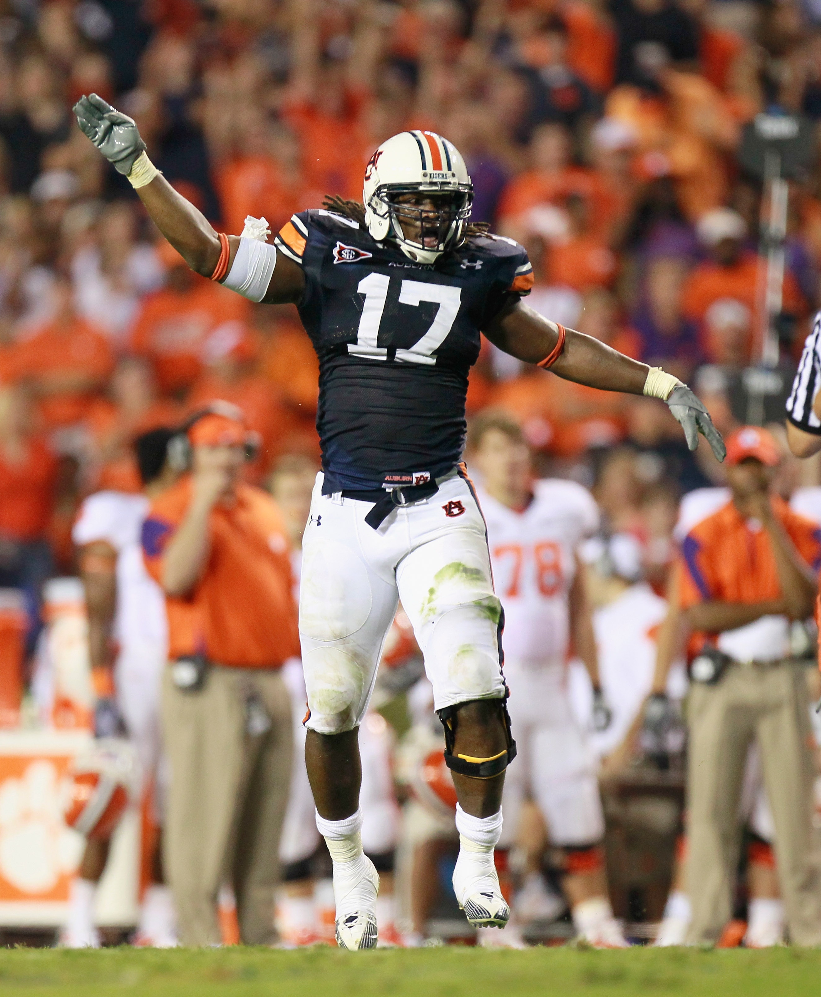 AUBURN, AL - SEPTEMBER 18:  Josh Bynes #17 of the Auburn Tigers against the Clemson Tigers at Jordan-Hare Stadium on September 18, 2010 in Auburn, Alabama.  (Photo by Kevin C. Cox/Getty Images)