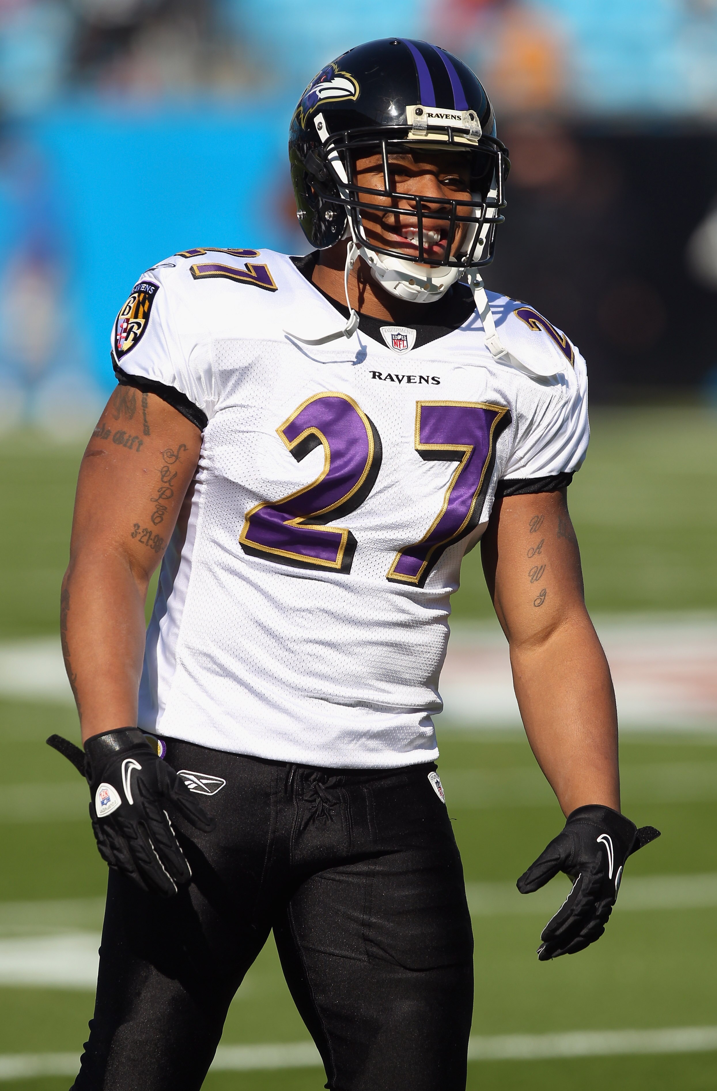 CHARLOTTE, NC - NOVEMBER 21:  Ray Rice #27 of the Baltimore Ravens against the Carolina Panthers at Bank of America Stadium on November 21, 2010 in Charlotte, North Carolina.  (Photo by Streeter Lecka/Getty Images)
