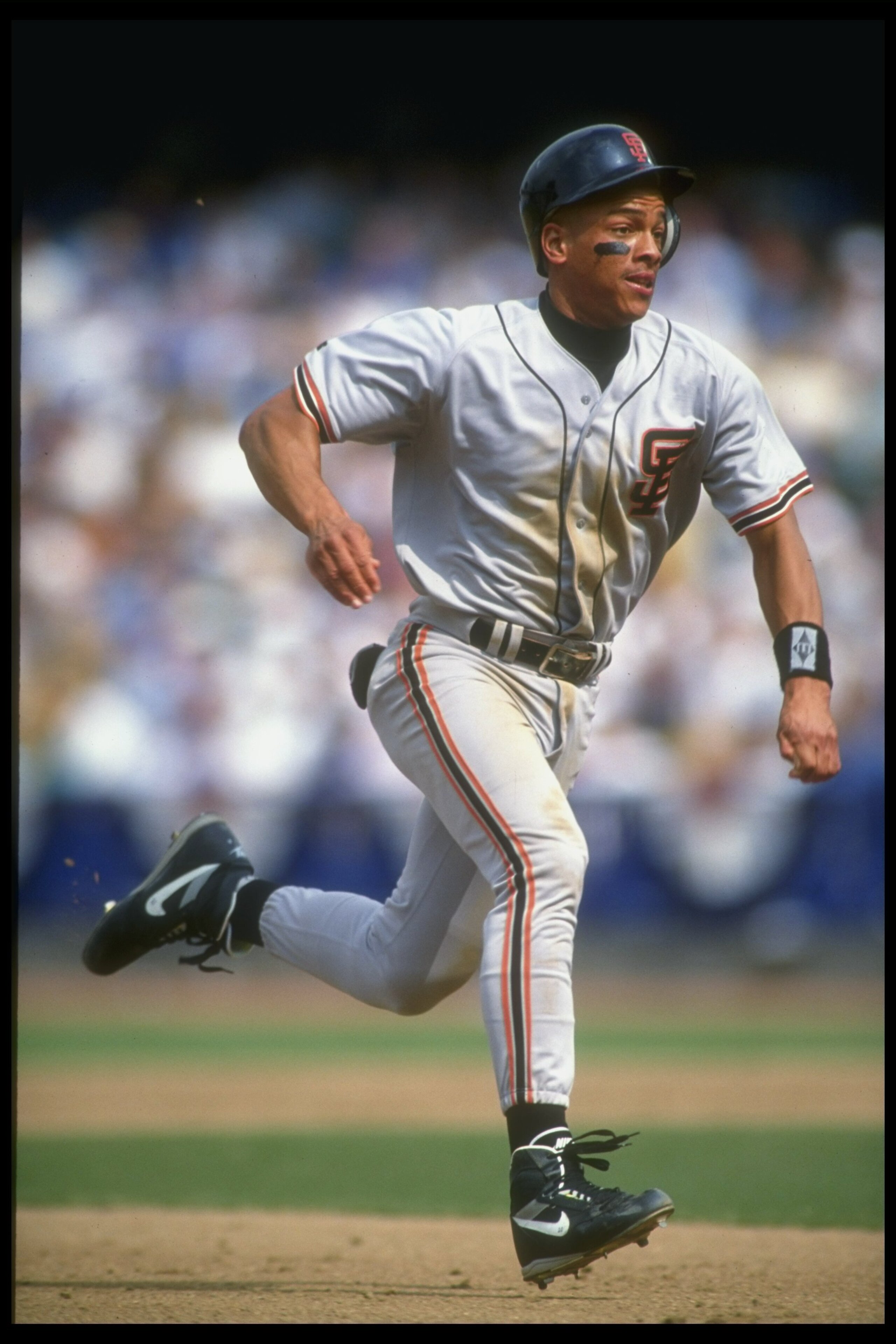6 Apr 1992: Infielder Royce Clayton of the San Francisco Giants runs in a game against the Los Angeles Dodgers at Dodger Stadium in Los Angeles, California.