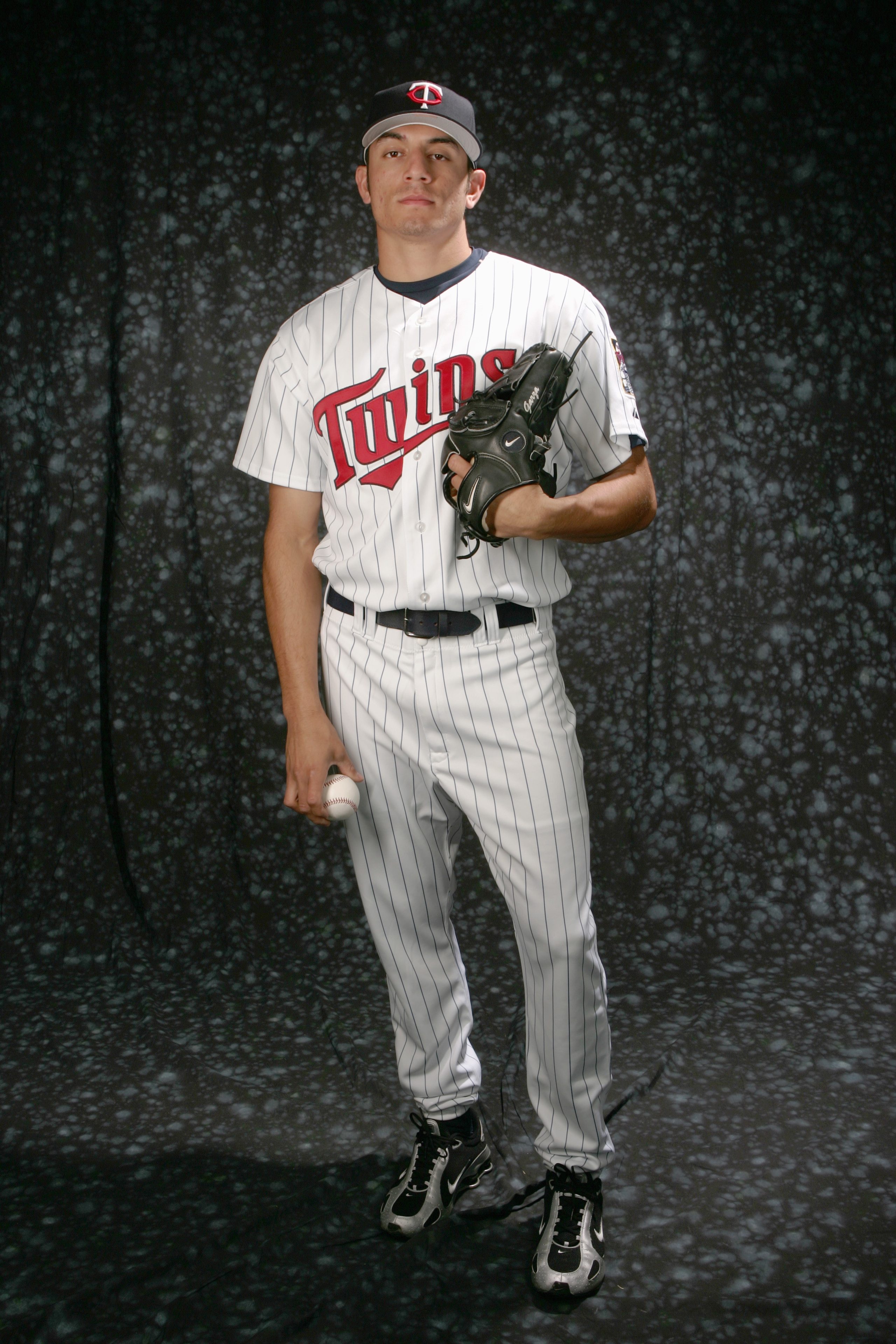 FORT MYERS, FL - FEBRUARY 27: Matt Garza #86 of the Twins poses for a portrait during the Minnesota Twins Photo Day at the Lee County Sports complex on February 27, 2006 in Fort Myers, Florida. (Photo by Nick Laham/Getty Images)