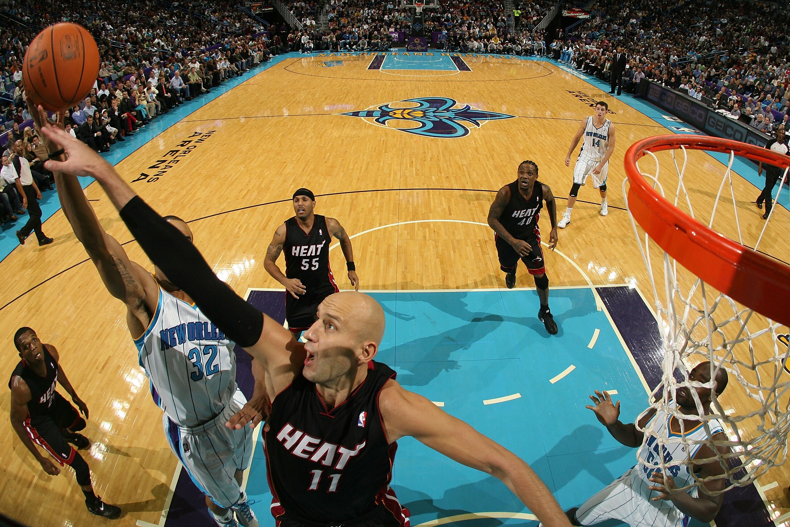 NEW ORLEANS - NOVEMBER 05:  Zydrunas Ilgauskas #11 of the Miami Heat shoots the ball during the game against the New Orleans Hornets at the New Orleans Arena on November 5, 2010 in New Orleans, Louisiana.  The Hornets defeated the Heat 96-93.    NOTE TO U
