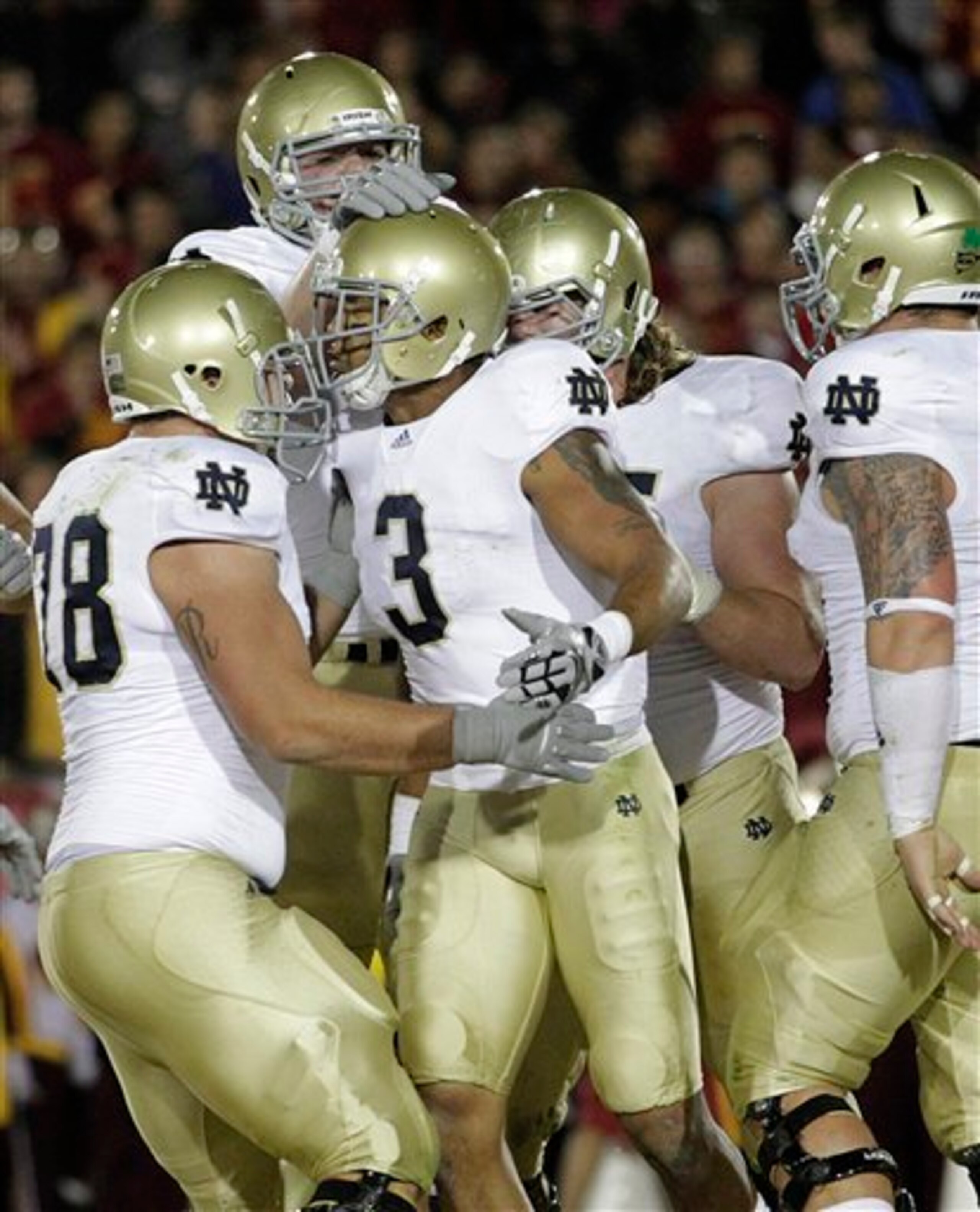 Michael Floyd celebrates his second quarter touchdown.