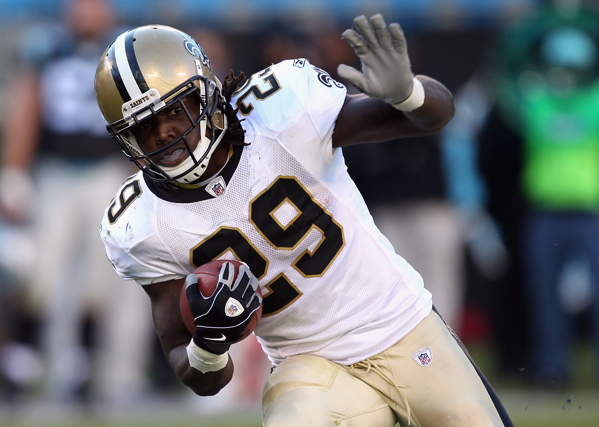 CHARLOTTE, NC - NOVEMBER 07:  Chris Ivory #29 of the New Orleans Saints against the Carolina Panthers during their game at Bank of America Stadium on November 7, 2010 in Charlotte, North Carolina.  (Photo by Streeter Lecka/Getty Images)