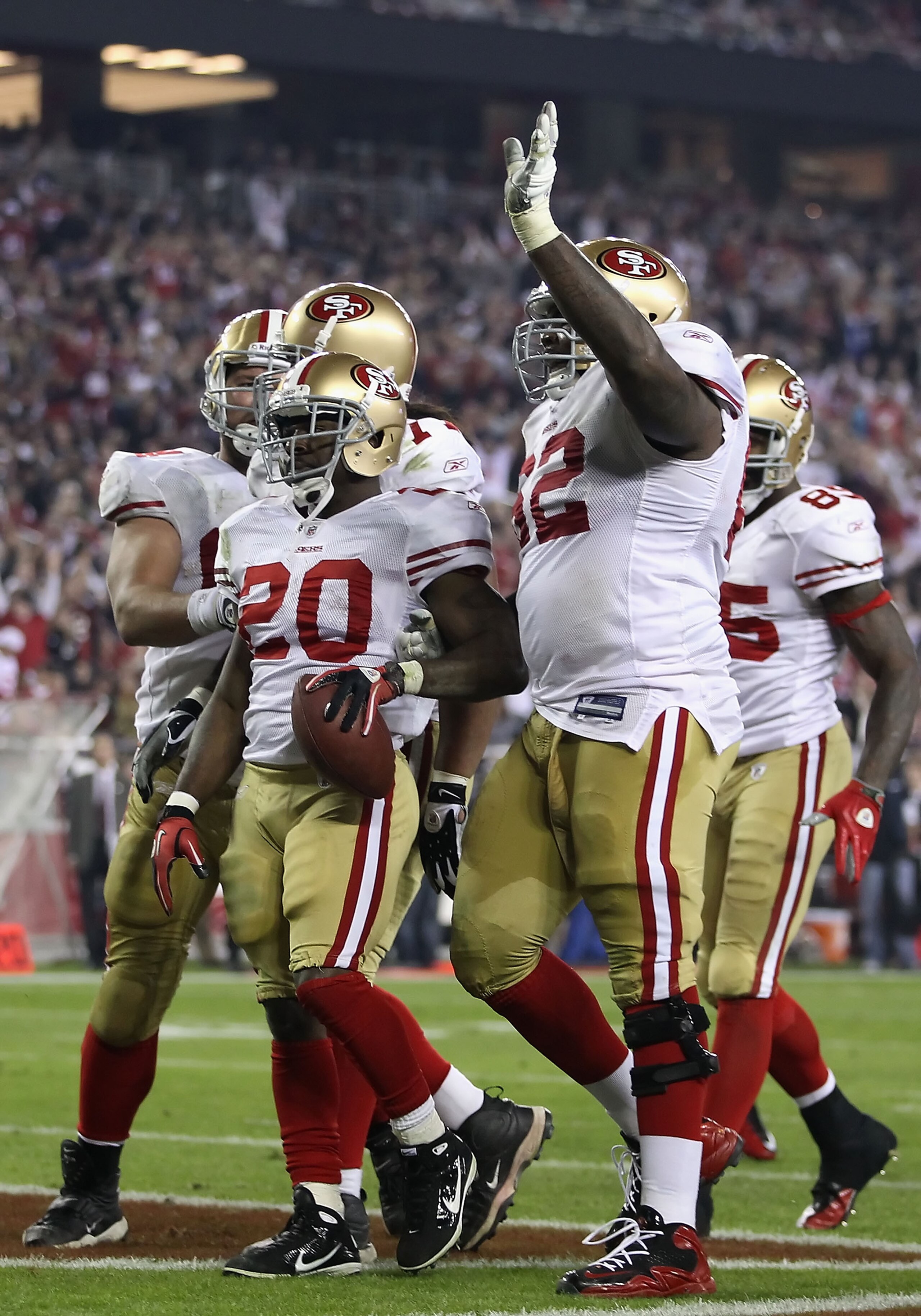 GLENDALE, AZ - NOVEMBER 29: Runningback Brian Westbrook #20 of the San Francisco 49ers celebrates with teammates after scoring on a 8 yard rushing touchdown against the Arizona Cardinals during the second quarter of the NFL game at the University of Phoe GLENDALE, AZ - NOVEMBER 29: Runningback Brian Westbrook #20 of the San Francisco 49ers celebrates with teammates after scoring on a 8 yard rushing touchdown against the Arizona Cardinals during the second quarter of the NFL game at the University of Phoe