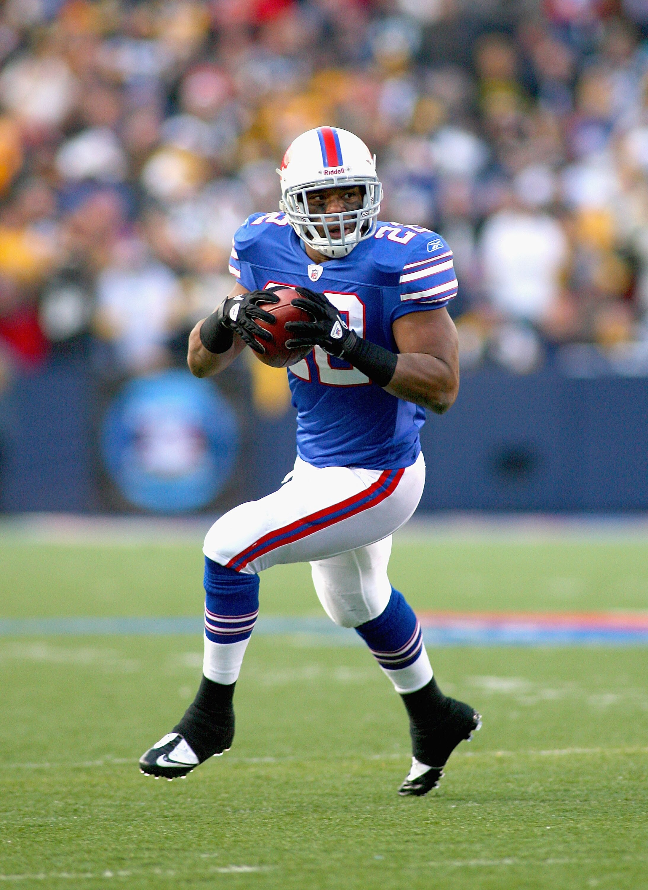 ORCHARD PARK, NY - NOVEMBER 28:  Fred Jackson #22 of the Buffalo Bills runs against the Pittsburgh Steelers at Ralph Wilson Stadium at Ralph Wilson Stadium on November 28, 2010 in Orchard Park, New York. Pittsburgh won 19-16 in overtime.  (Photo by Rick S