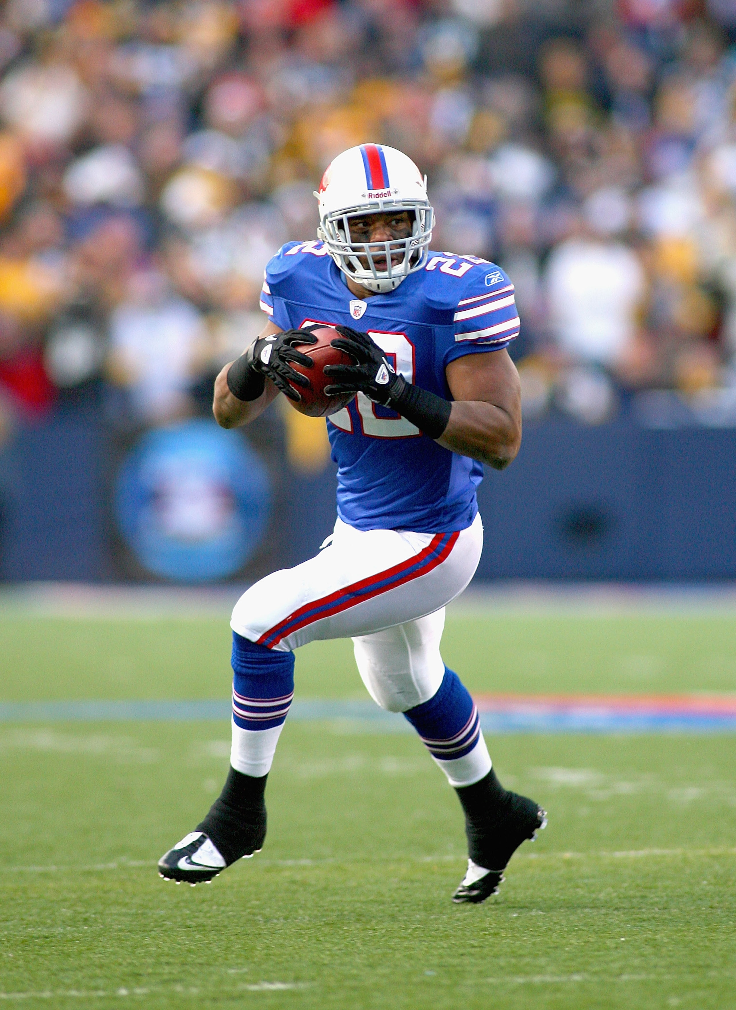 ORCHARD PARK, NY - NOVEMBER 28:  Fred Jackson #22 of the Buffalo Bills runs against the Pittsburgh Steelers at Ralph Wilson Stadium at Ralph Wilson Stadium on November 28, 2010 in Orchard Park, New York. Pittsburgh won 19-16 in overtime.  (Photo by Rick S