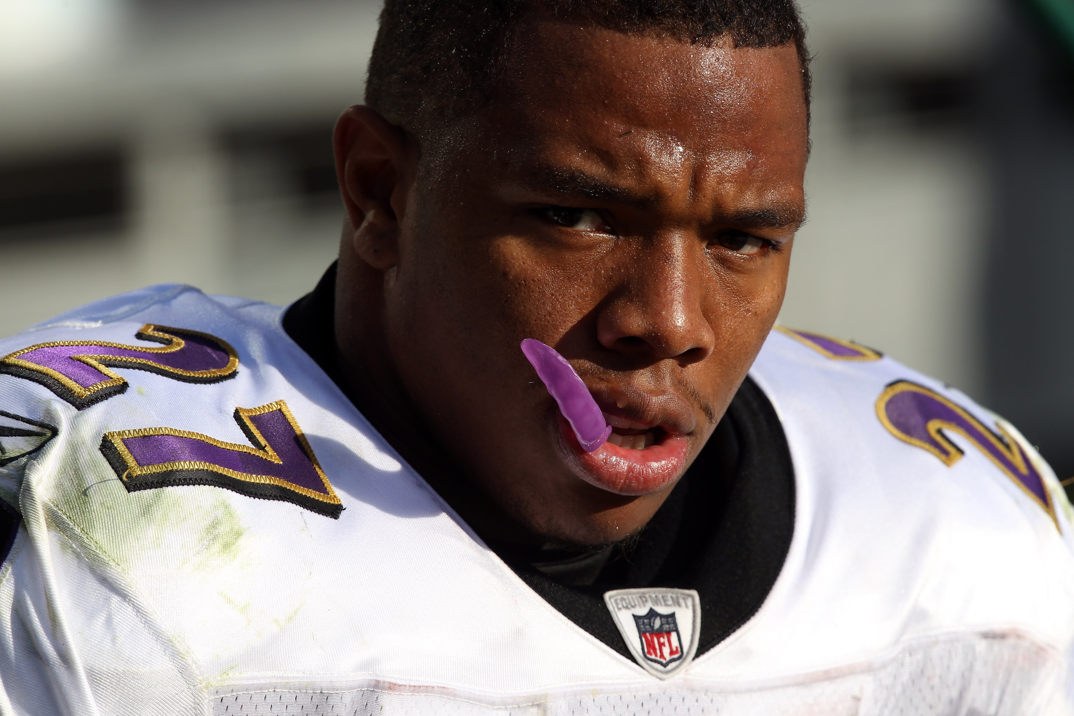 CHARLOTTE, NC - NOVEMBER 21:  Ray Rice #27 of the Baltimore Ravens against the Carolina Panthers at Bank of America Stadium on November 21, 2010 in Charlotte, North Carolina.  (Photo by Streeter Lecka/Getty Images)