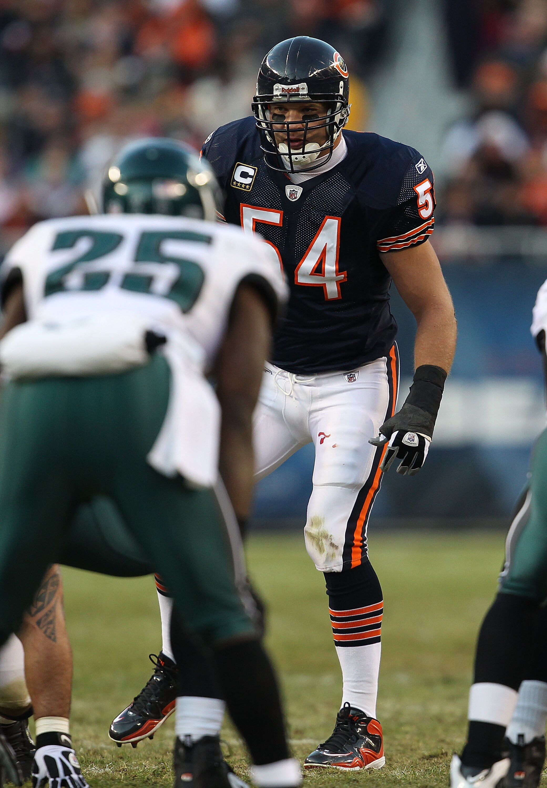 CHICAGO - NOVEMBER 28: Brian Urlacher #54 of the Chicago Bears awaits the start of play against the Philadelphia Eagles at Soldier Field on November 28, 2010 in Chicago, Illinois. The Bears defeated the Eagles 31-26. (Photo by Jonathan Daniel/Getty Images