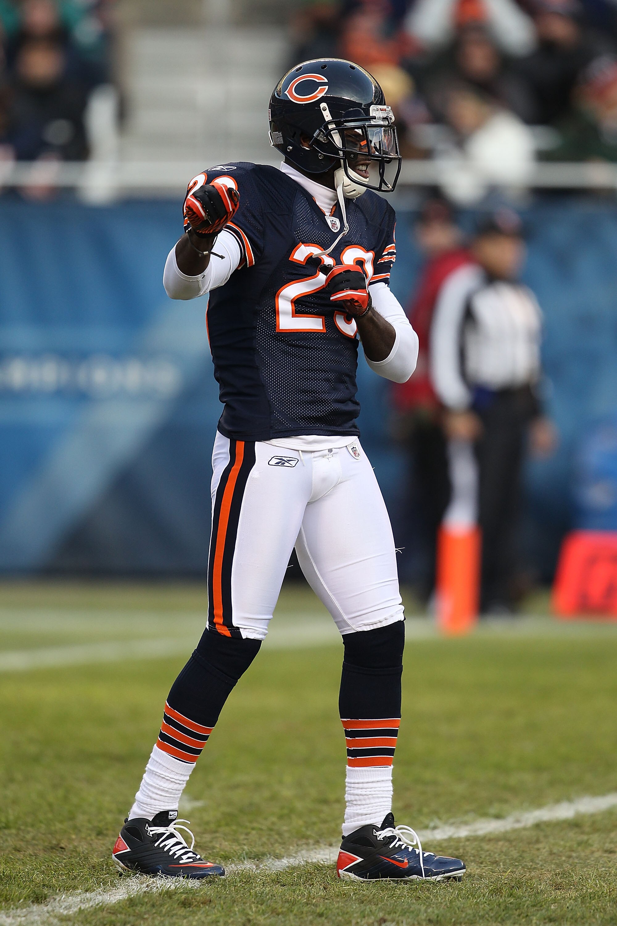 CHICAGO - NOVEMBER 28: Devin Hester #23 of the Chicago Bears dances as he awaits a kick-off against the Philadelphia Eagles at Soldier Field on November 28, 2010 in Chicago, Illinois. The Bears defeated the Eagles 31-26. (Photo by Jonathan Daniel/Getty Im