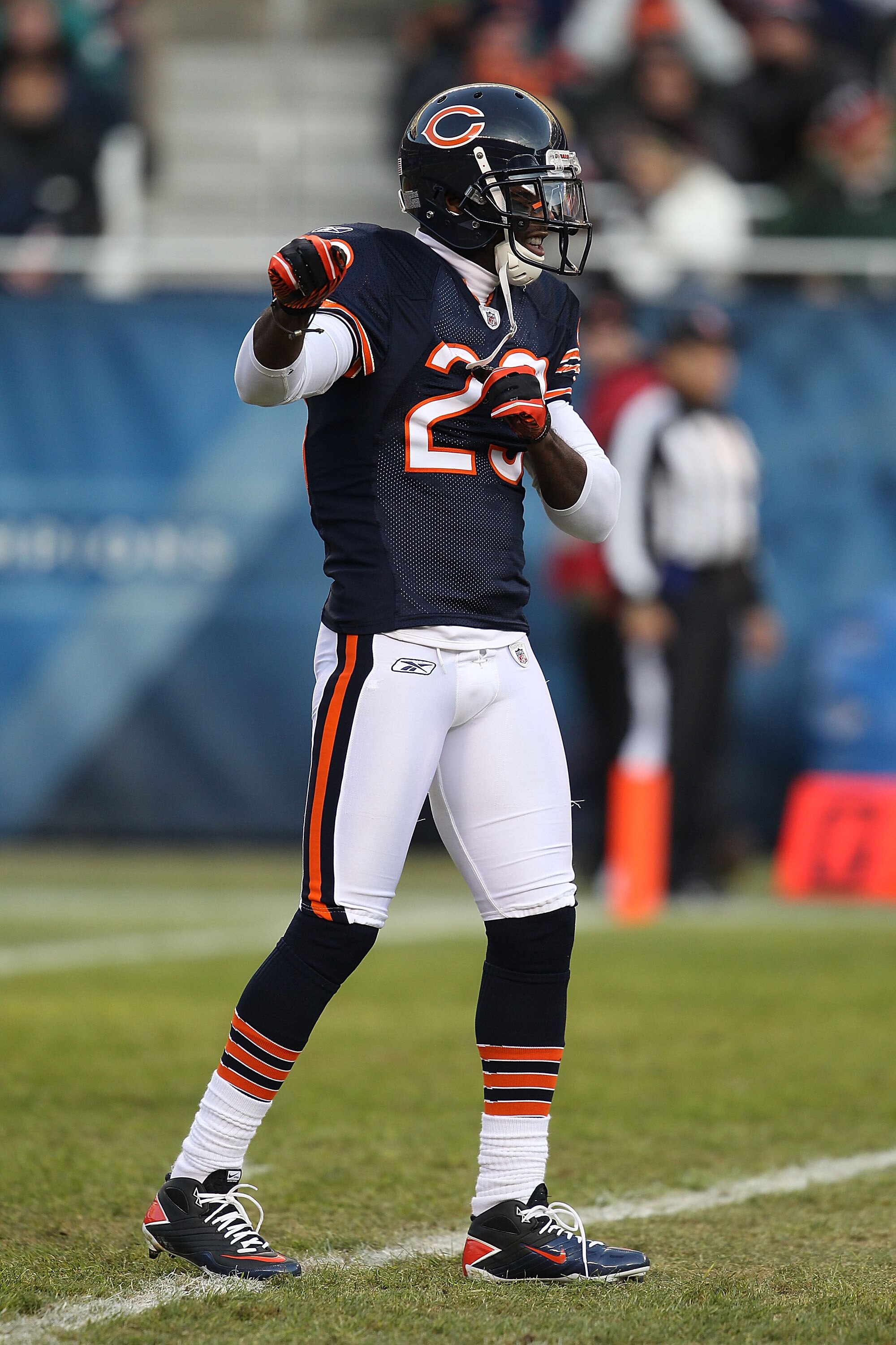 CHICAGO - NOVEMBER 28: Devin Hester #23 of the Chicago Bears dances as he awaits a kick-off against the Philadelphia Eagles at Soldier Field on November 28, 2010 in Chicago, Illinois. The Bears defeated the Eagles 31-26. (Photo by Jonathan Daniel/Getty Im
