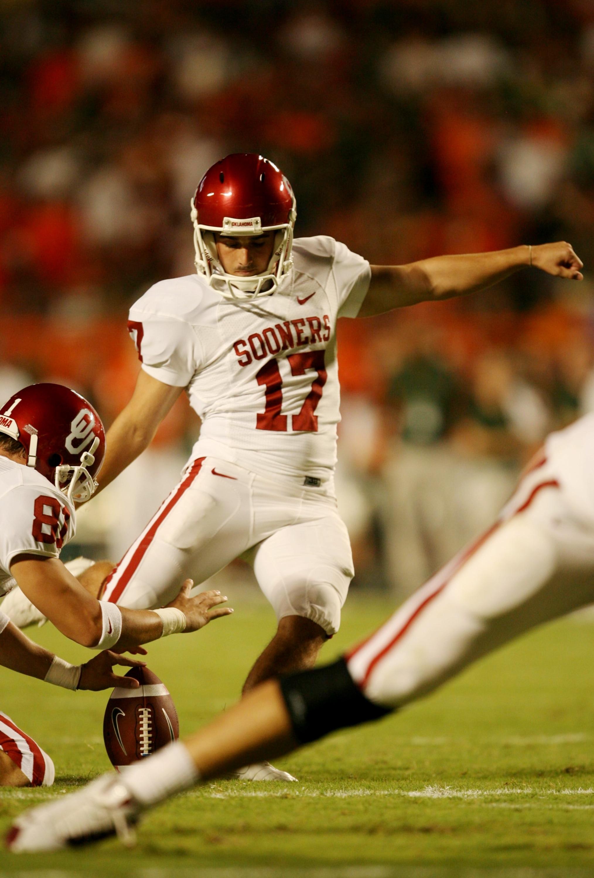 MIAMI GARDENS, FL - OCTOBER 3:  Kicker Jimmy Stevens #17 of the Oklahoma Sooners kicks a 21-yard field goal during the second quarter of the game against the Miami Hurricanes on October 3, 2009 at Landshark Stadium in Miami Gardens, Florida. (Photo by Dou