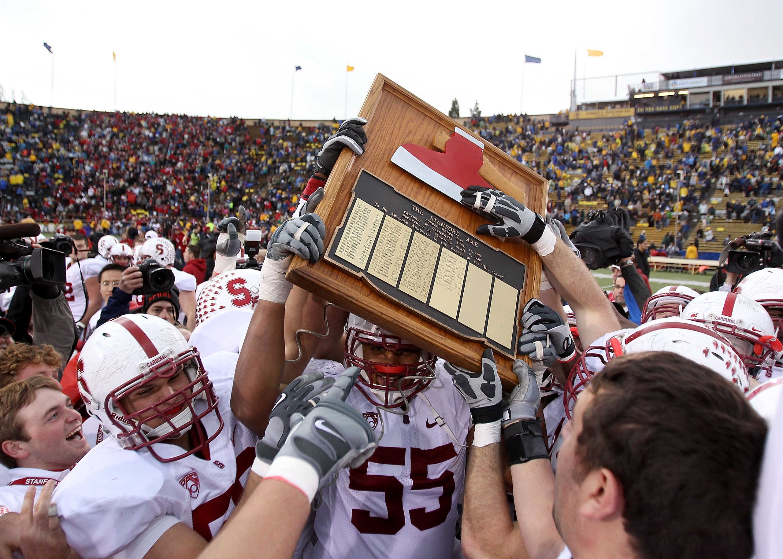 BERKELEY, CA - NOVEMBER 20:  The Stanford Cardinal celebrate with 'The Axe' after beating the California Golden Bears at California Memorial Stadium on November 20, 2010 in Berkeley, California.  (Photo by Ezra Shaw/Getty Images)