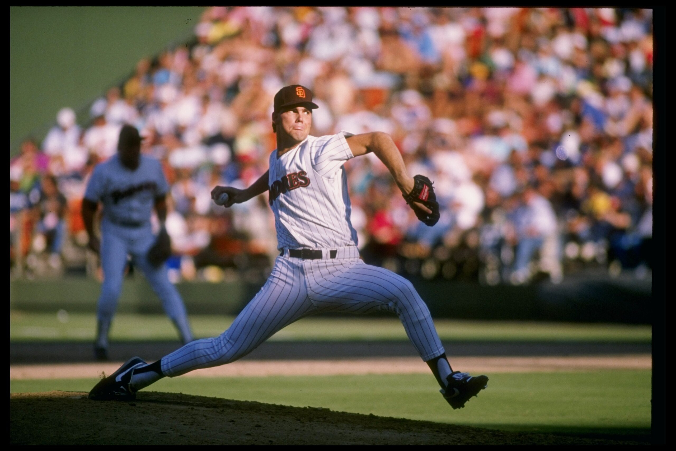 1989:  Pitcher Andy Benes of the San Diego Padres throws a pitch during a game at Jack Murphy Stadium in San Diego, California. Mandatory Credit: Stephen Dunn  /Allsport