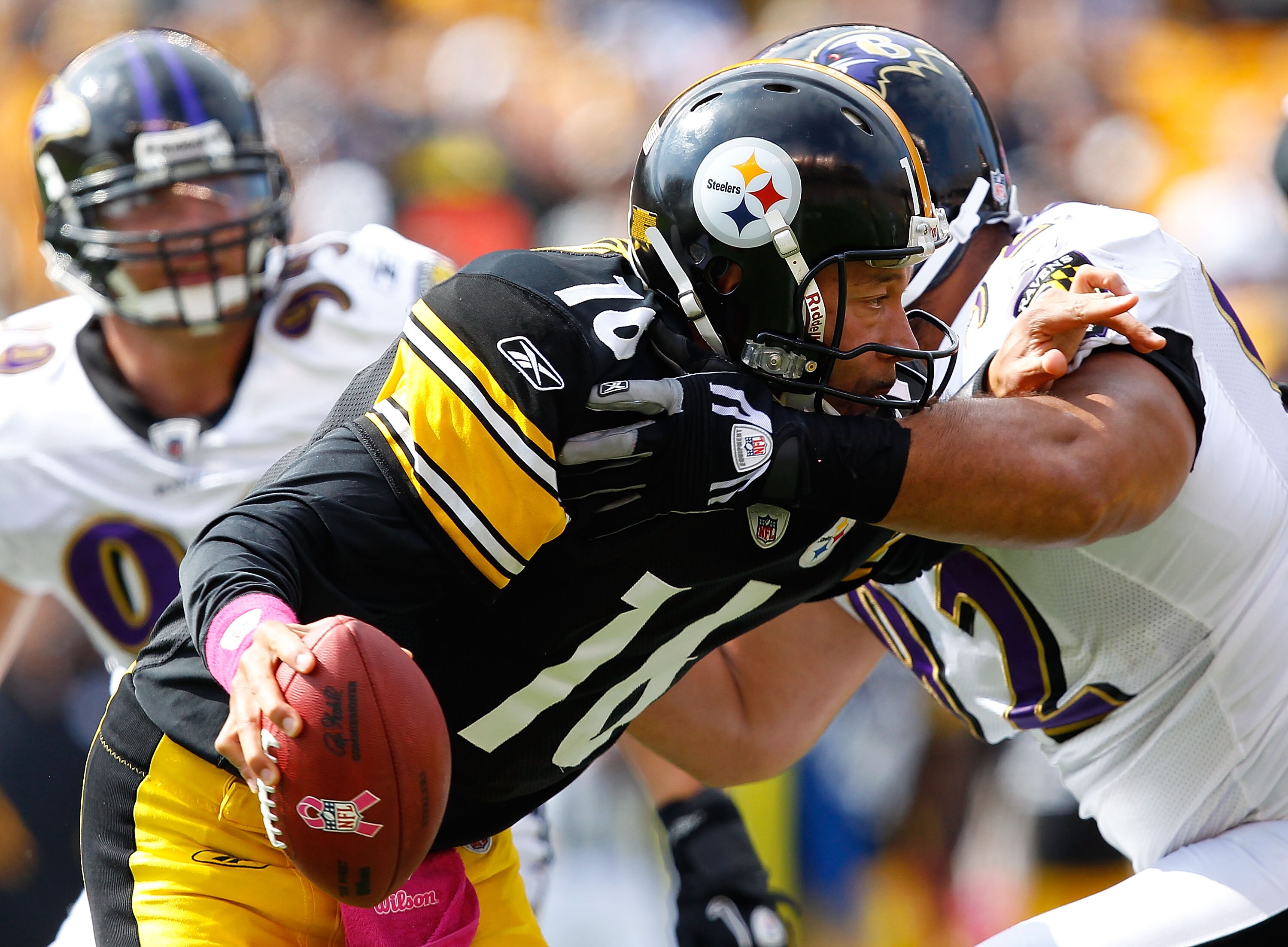 PITTSBURGH - OCTOBER 03:  Charlie Batch #16 of the Pittsburgh Steelers is sacked by Haloti Ngata #92 of the Baltimore Ravens during the game on October 3, 2010 at Heinz Field in Pittsburgh, Pennsylvania.  (Photo by Jared Wickerham/Getty Images)