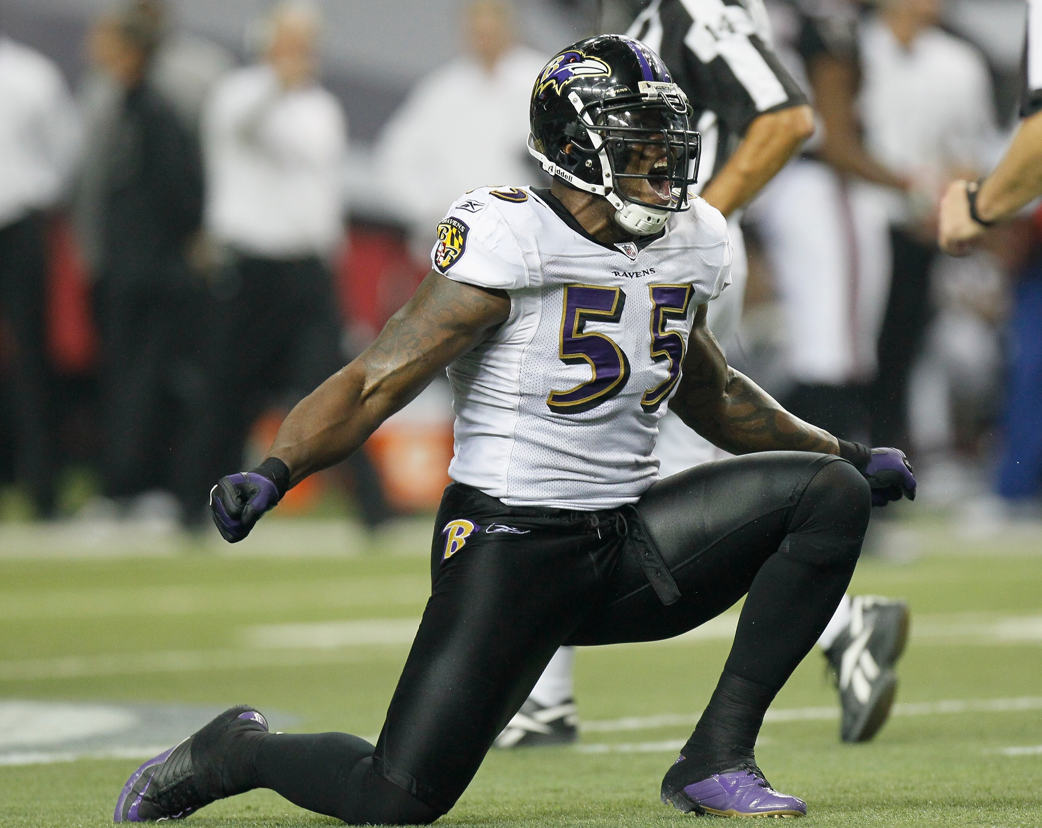 ATLANTA - NOVEMBER 11:  Terrell Suggs #55 of the Baltimore Ravens against the Atlanta Falcons at Georgia Dome on November 11, 2010 in Atlanta, Georgia.  (Photo by Kevin C. Cox/Getty Images)