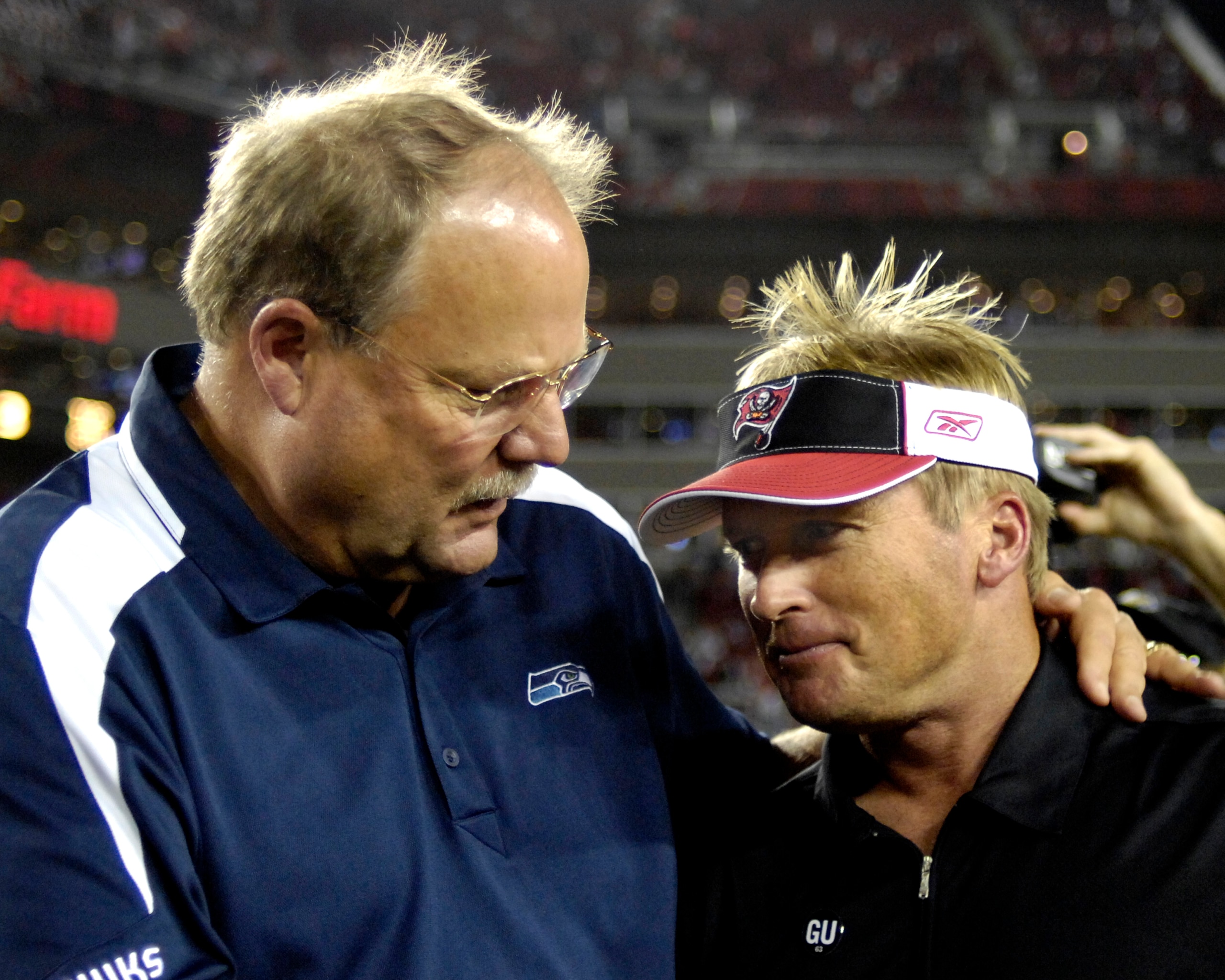 TAMPA, FL - OCTOBER 19: Coach Mike Holmgren of the Seattle Seahawks hugs coach Jon Gruden of the Tampa Bay Buccaneers after play at Raymond James Stadium on October 19, 2008 in Tampa, Florida. (Photo by Al Messerschmidt/Getty Images)