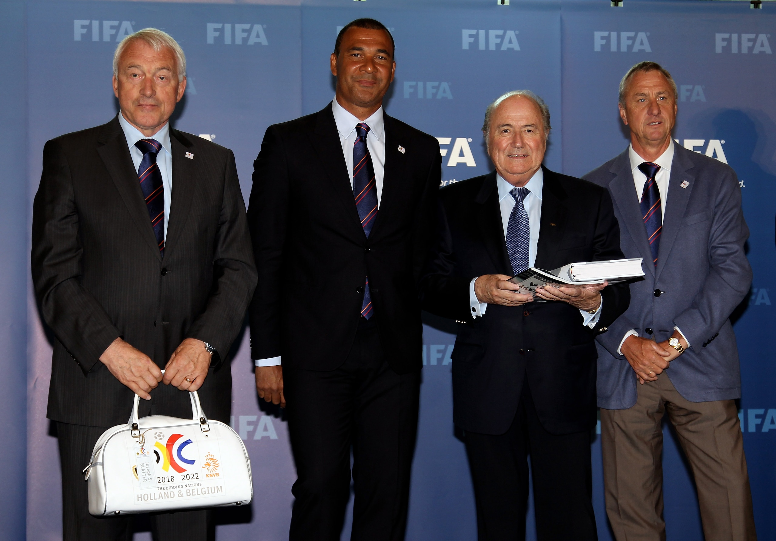 ZURICH, SWITZERLAND - MAY 14: Paul van Himst, Ambassador The Holland Belguim Bid, Ruud Guiilt, President Holland Belguim Bid, Sepp Blatter, President of FIFA and Johan Cruyff, Ambassador The Holland Belguim Bid pictured during the 2018/2022 World Cup Bid ZURICH, SWITZERLAND - MAY 14: Paul van Himst, Ambassador The Holland Belguim Bid, Ruud Guiilt, President Holland Belguim Bid, Sepp Blatter, President of FIFA and Johan Cruyff, Ambassador The Holland Belguim Bid pictured during the 2018/2022 World Cup Bid