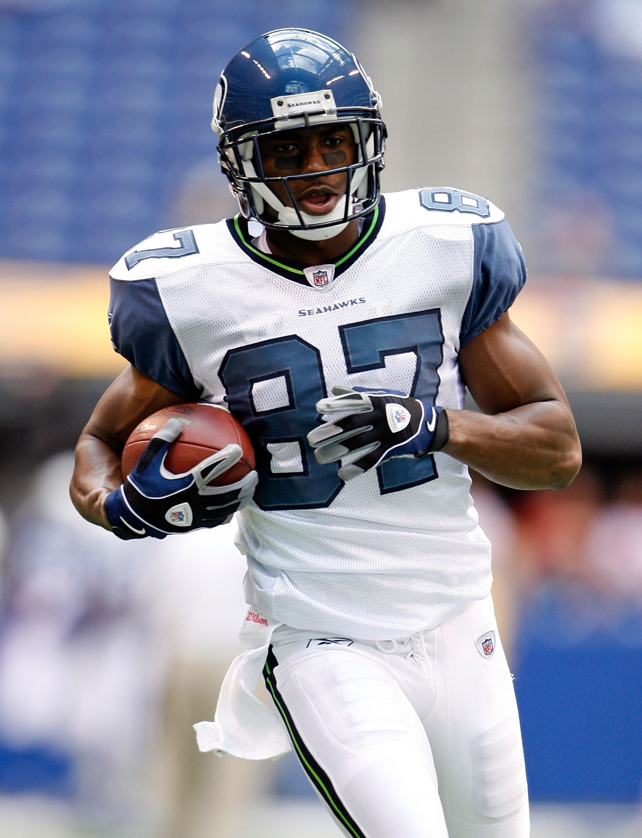 INDIANAPOLIS - OCTOBER 04:  Ben Obomanu #87 of the the Seattle Seahawks is pictured during the NFL game against the Indianapolis Colts at Lucas Oil Stadium on October 4, 2009 in Indianapolis, Indiana.  (Photo by Andy Lyons/Getty Images)