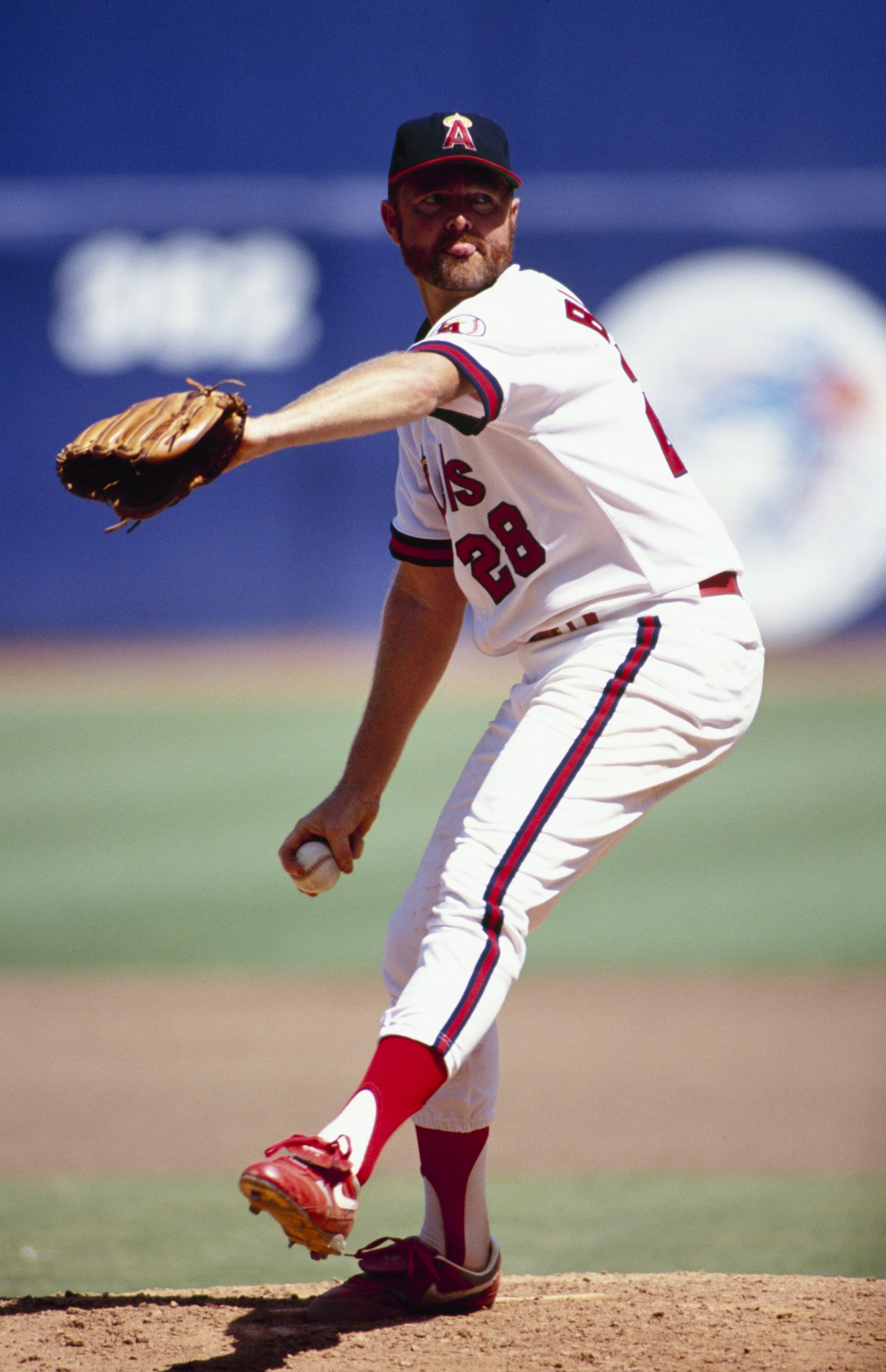 ANAHEIM, CA - SEPTEMBER 6: Bert Blyleven #28 of the California Angels pitches during the game against the Baltimore Orioles at Anaheim Stadium on September 6, 1992 in Anaheim, California. (Photo by Ken Levine/Getty Images) ANAHEIM, CA - SEPTEMBER 6: Bert Blyleven #28 of the California Angels pitches during the game against the Baltimore Orioles at Anaheim Stadium on September 6, 1992 in Anaheim, California. (Photo by Ken Levine/Getty Images)