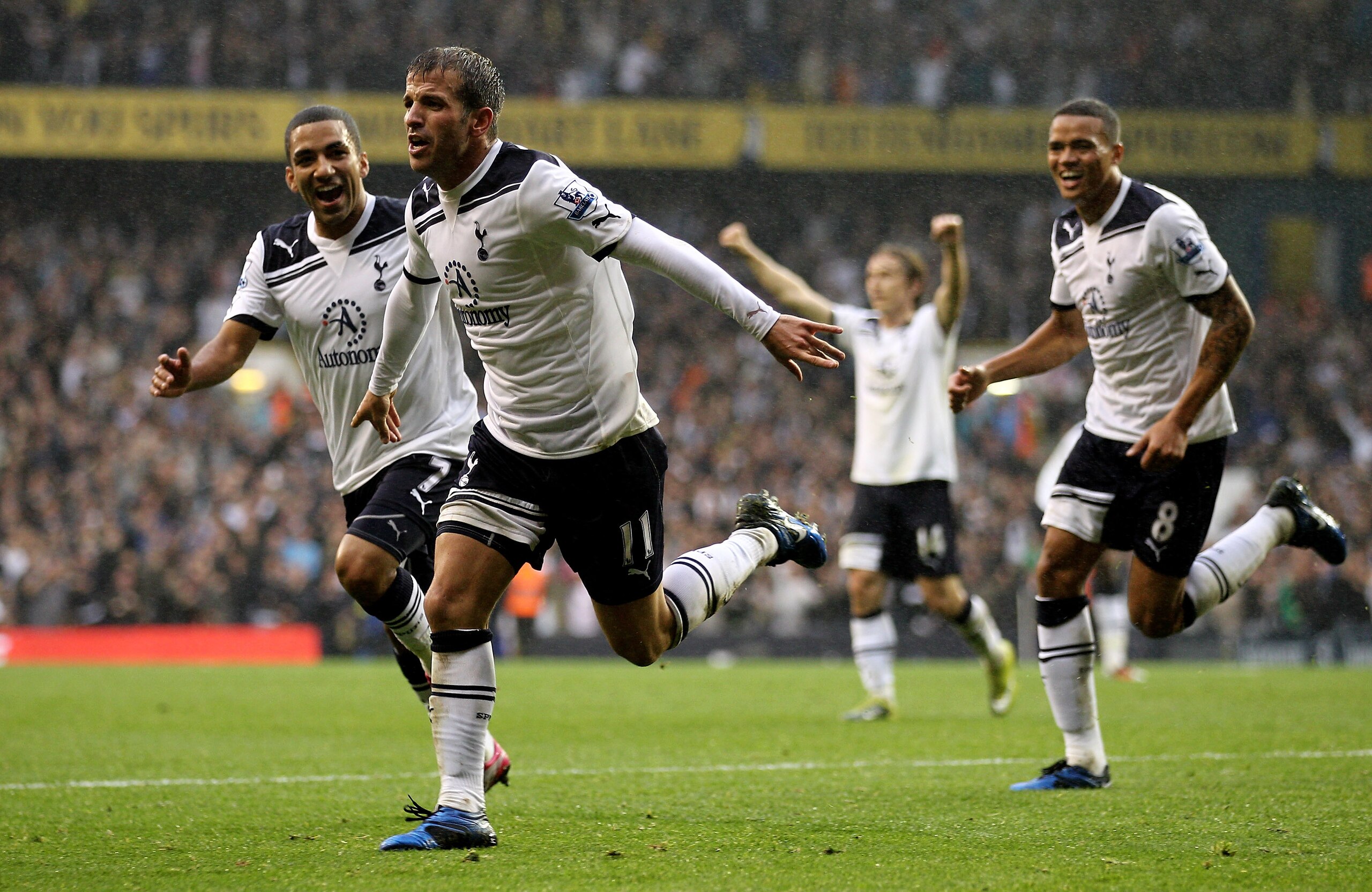 LONDON, ENGLAND - OCTOBER 02:  Rafael Van der Vaart of Spurs celebrates scoring their second goal during the Barclays Premier League match between Tottenham Hotspur and Aston Villa at White Hart Lane on October 2, 2010 in London, England.  (Photo by Paul