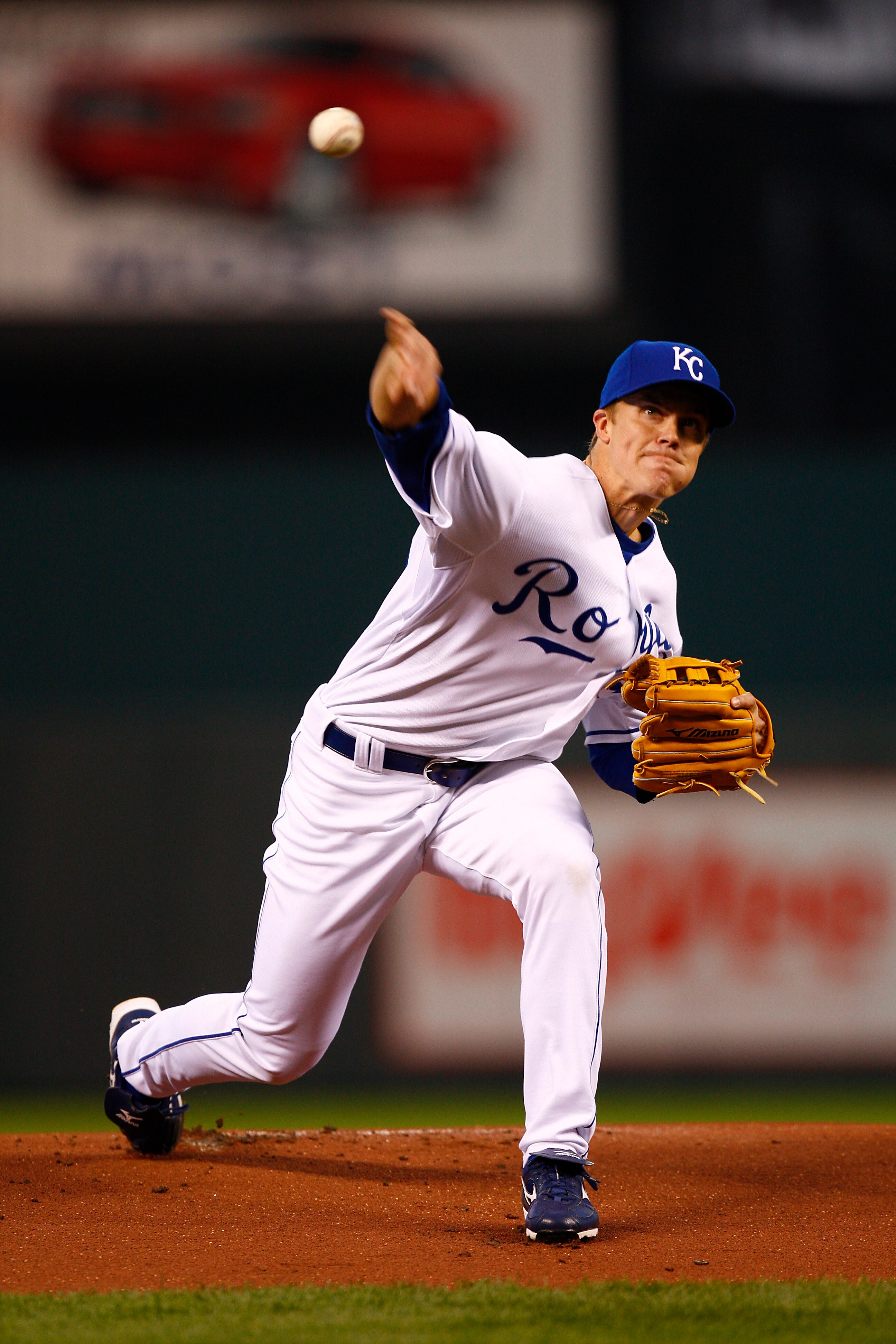 KANSAS CITY, MO - APRIL 9:  Starting pitcher Zach Greinke #23 of the Kansas City Royals throws against the New York Yankees on April 9, 2008 at Kauffman Stadium in Kansas City, Missouri.  (Photo by G. Newman Lowrance/Getty Images)