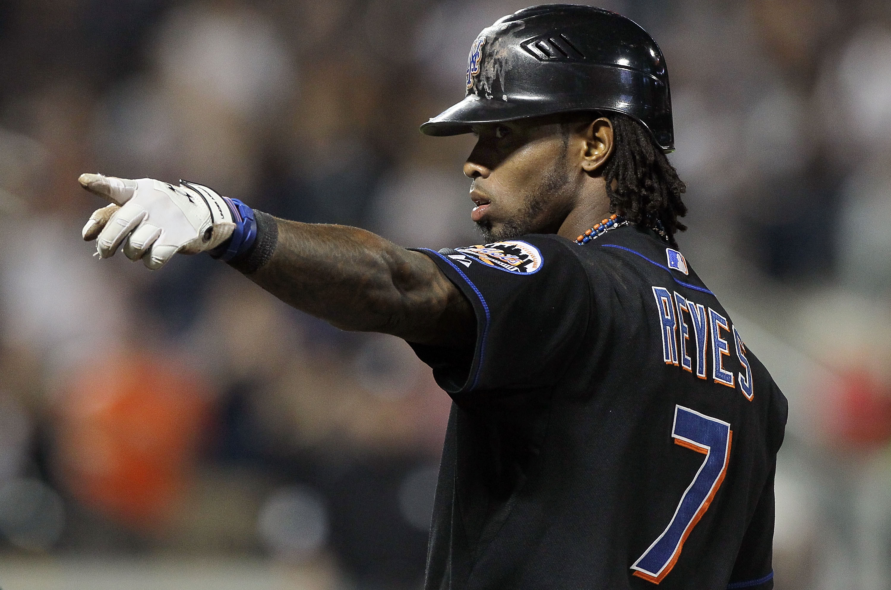 NEW YORK - JULY 31:  Jose Reyes #7 of the New York Mets in action against the Arizona Diamondbacks on July 31, 2010 at Citi Field in the Flushing neighborhood of the Queens borough of New York City.  (Photo by Jim McIsaac/Getty Images)