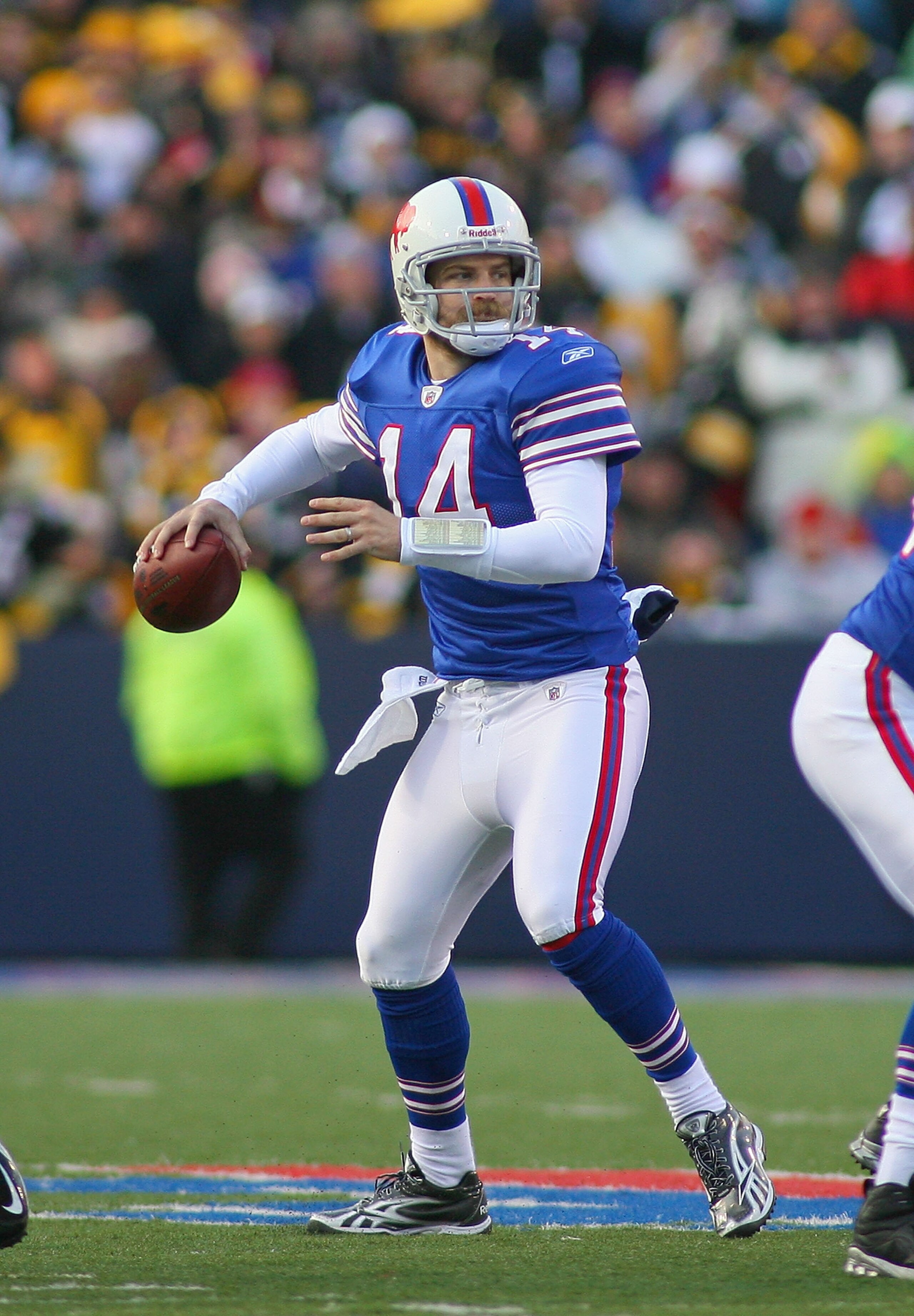 ORCHARD PARK, NY - NOVEMBER 28:  Ryan Fitzpatrick #14  of the Buffalo Bills throws against the Pittsburgh Steelers at Ralph Wilson Stadium on November 28, 2010 in Orchard Park, New York. Pittsburgh won 19-16 in overtime.  (Photo by Rick Stewart/Getty Imag