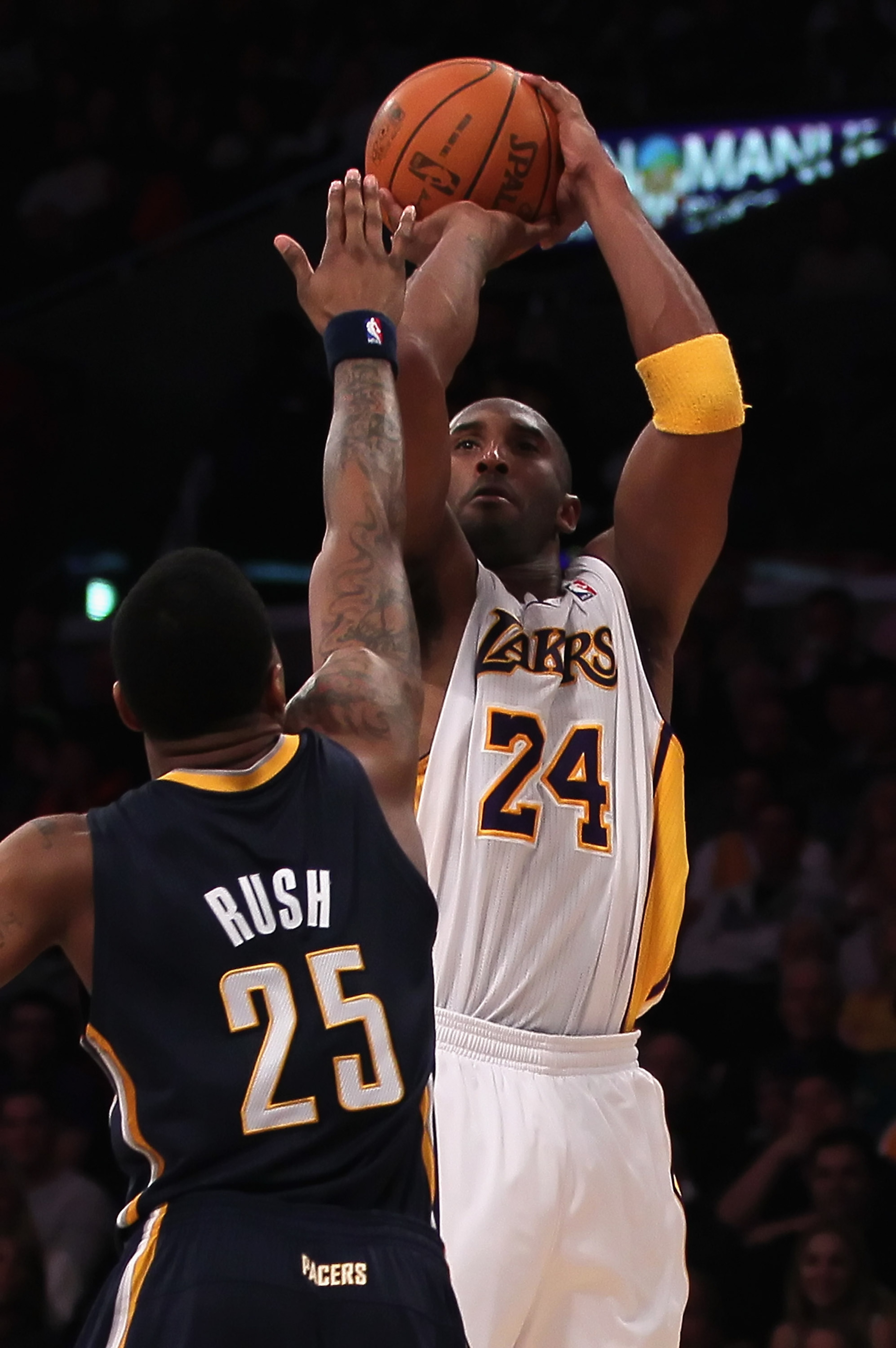 LOS ANGELES, CA - NOVEMBER 28: Kobe Bryant #24 of the Los Angeles Lakers shoots over Brandon Rush #25 of the Indiana Pacers during the fourth quarter at Staples Center on November 28, 2010 in Los Angeles, California. The Pacers defeated the Lakers 95-92. LOS ANGELES, CA - NOVEMBER 28: Kobe Bryant #24 of the Los Angeles Lakers shoots over Brandon Rush #25 of the Indiana Pacers during the fourth quarter at Staples Center on November 28, 2010 in Los Angeles, California. The Pacers defeated the Lakers 95-92.