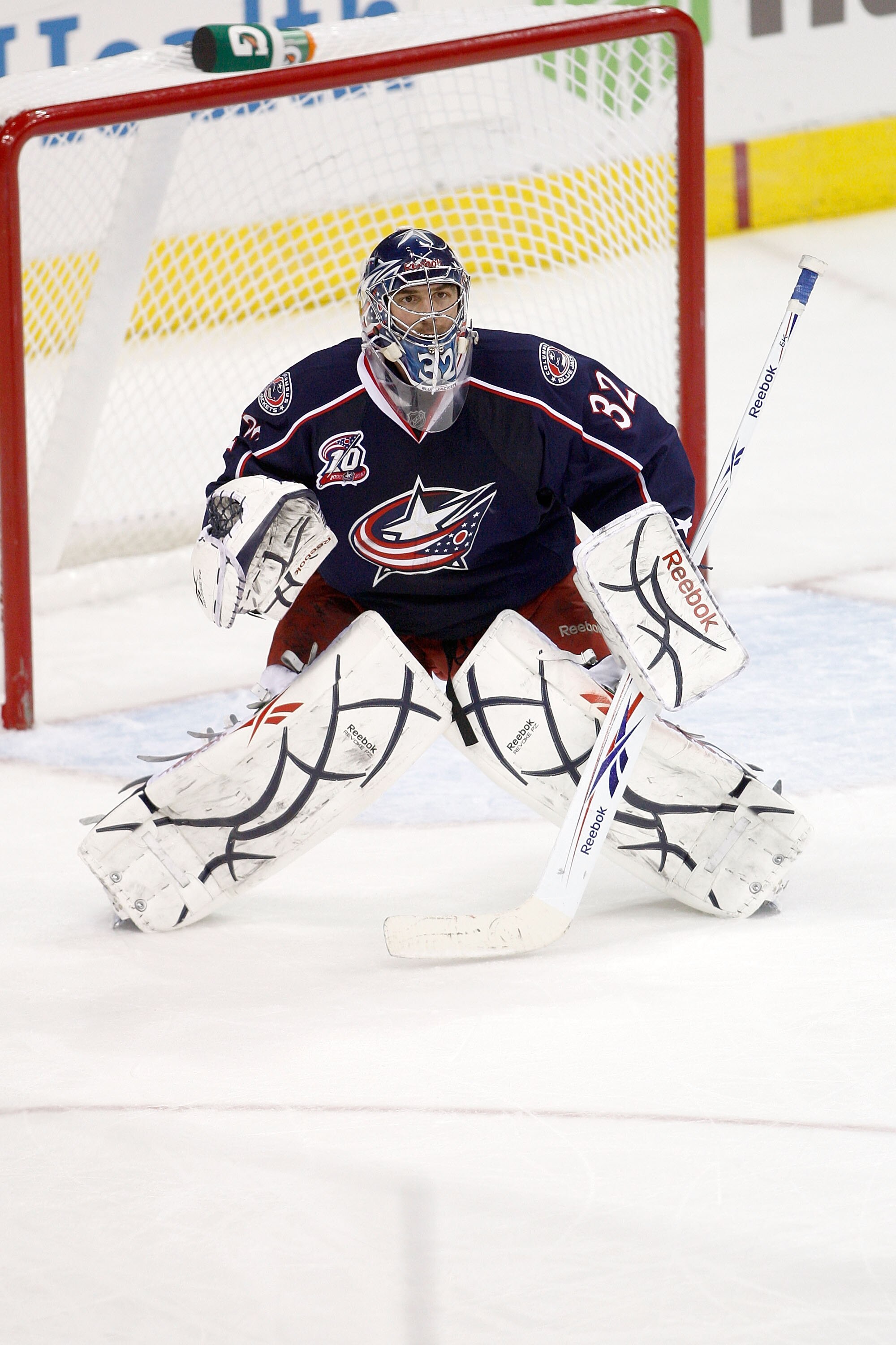 COLUMBUS,OH - NOVEMBER 06:  Goaltender Mathieu Garon #32 of the Columbus Blue Jackets watches for the puck against the Minnesota Wild on November 6, 2010 at Nationwide Arena in Columbus, Ohio.  (Photo by John Grieshop/Getty Images)