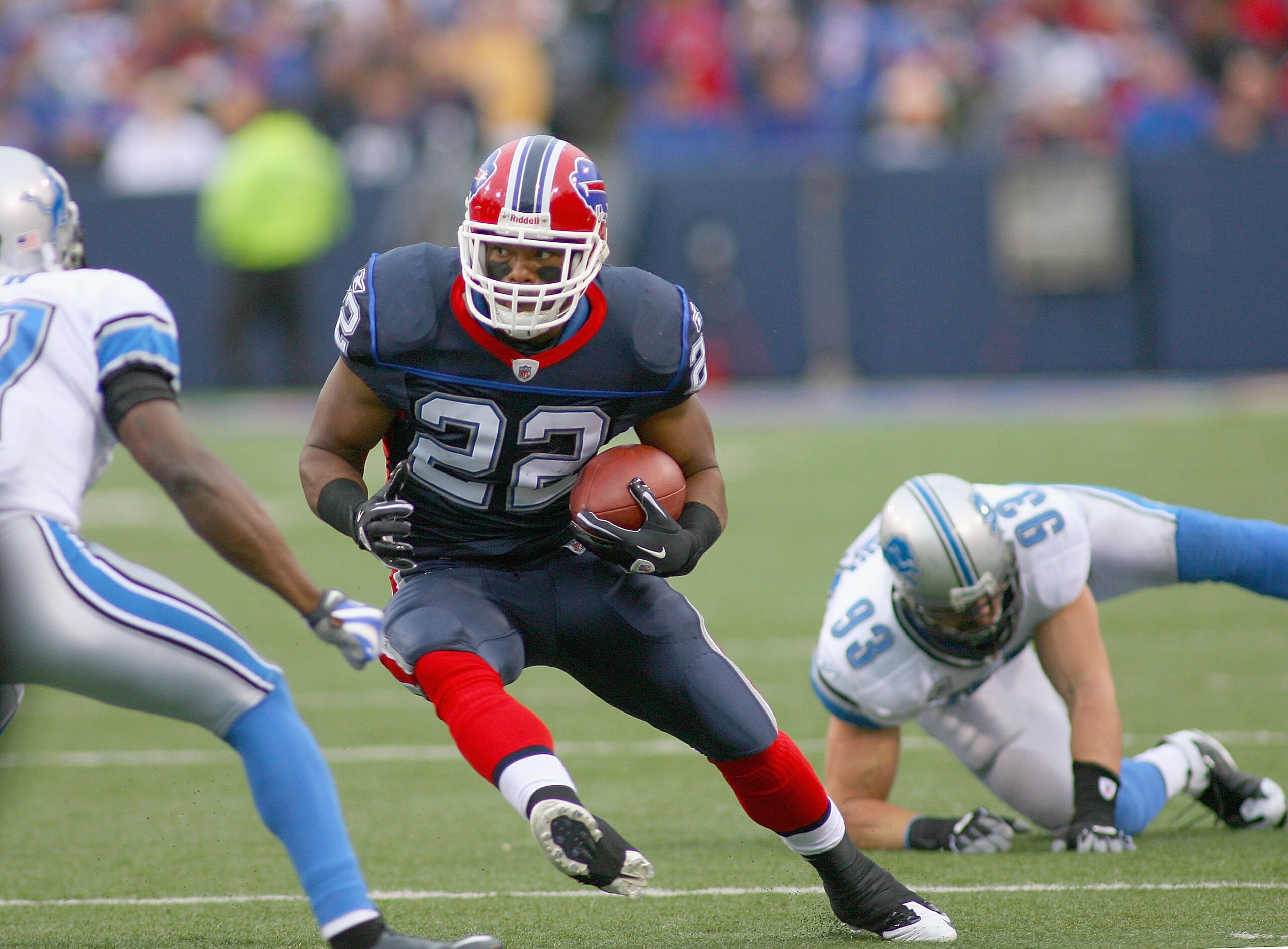 ORCHARD PARK, NY - NOVEMBER 14: Fred Jackson #22 of the Buffalo Bills runs against the Detroit Lions at Ralph Wilson Stadium on November 14, 2010 in Orchard Park, New York. The Bills won 14-12. (Photo by Rick Stewart/Getty Images) ORCHARD PARK, NY - NOVEMBER 14: Fred Jackson #22 of the Buffalo Bills runs against the Detroit Lions at Ralph Wilson Stadium on November 14, 2010 in Orchard Park, New York. The Bills won 14-12. (Photo by Rick Stewart/Getty Images)