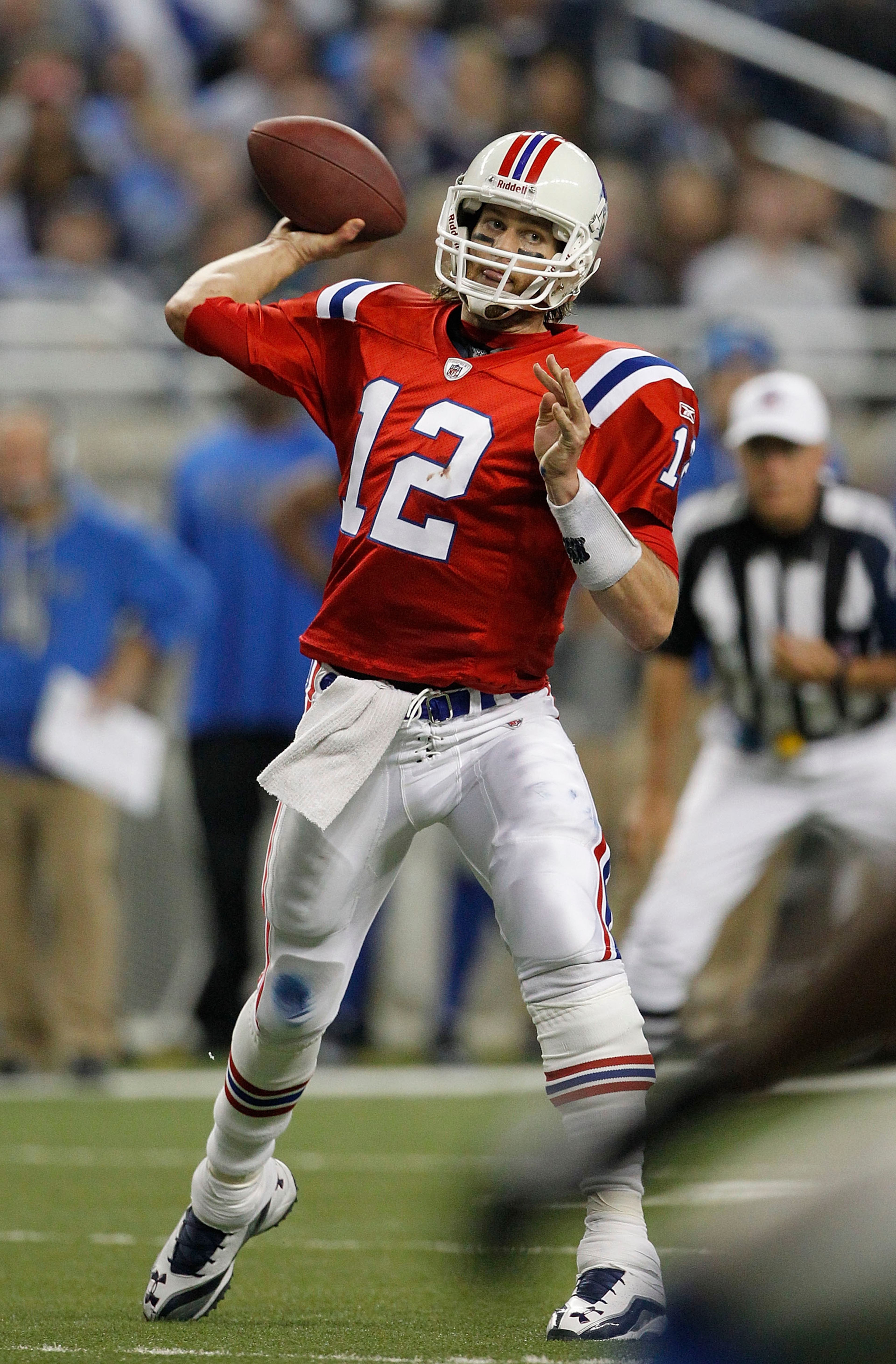 DETROIT - NOVEMBER 25: Tom Brady #12 of the New England Patriots drops back to pass during the game against the Detroit Lions at Ford Field on November 25, 2010 in Detroit, Michigan. New England defeated Detroit 45-24. (Photo by Leon Halip/Getty Images) DETROIT - NOVEMBER 25: Tom Brady #12 of the New England Patriots drops back to pass during the game against the Detroit Lions at Ford Field on November 25, 2010 in Detroit, Michigan. New England defeated Detroit 45-24. (Photo by Leon Halip/Getty Images)