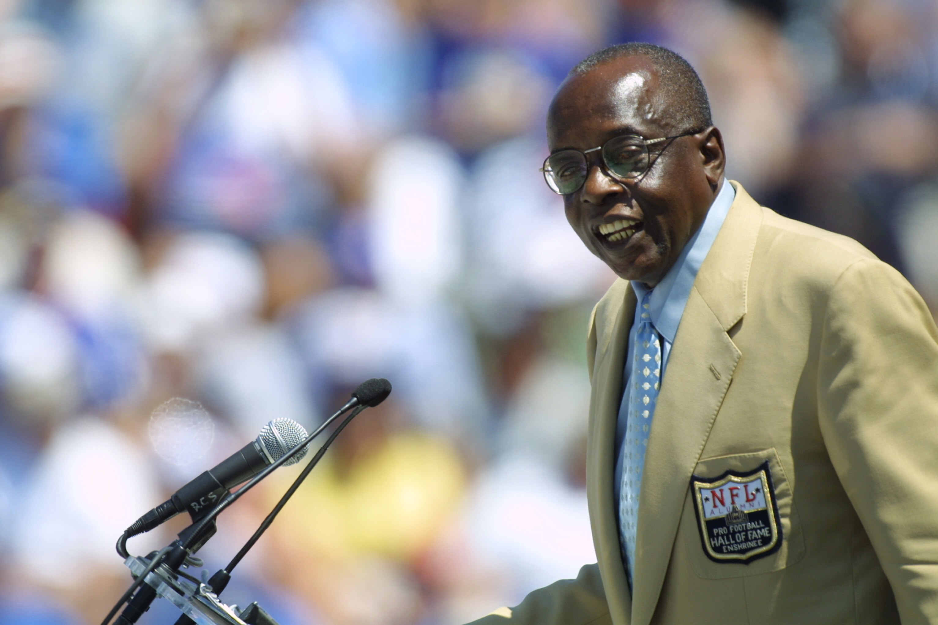 CANTON, OHIO - AUGUST 3:  Deacon Jones delivers the introduction speech for Coach George Allen before his induction into the National Football League Hall of Fame on August 3, 2002 at Fawcett Stadium in Canton, Ohio.  Deacon Jones played six seasons under