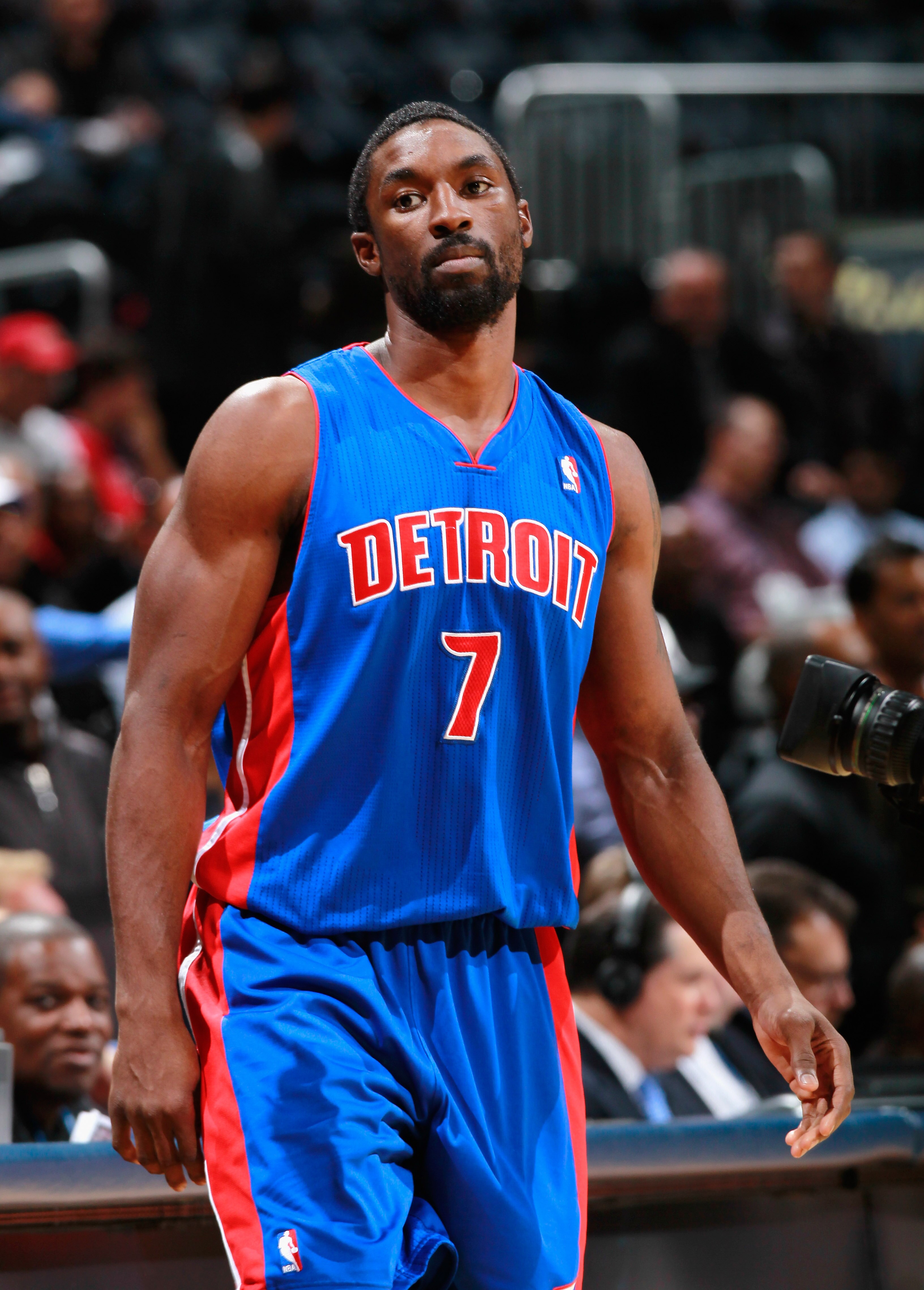 ATLANTA - NOVEMBER 03:  Ben Gordon #7 of the Detroit Pistons against the Atlanta Hawks at Philips Arena on November 3, 2010 in Atlanta, Georgia.  NOTE TO USER: User expressly acknowledges and agrees that, by downloading and/or using this Photograph, User
