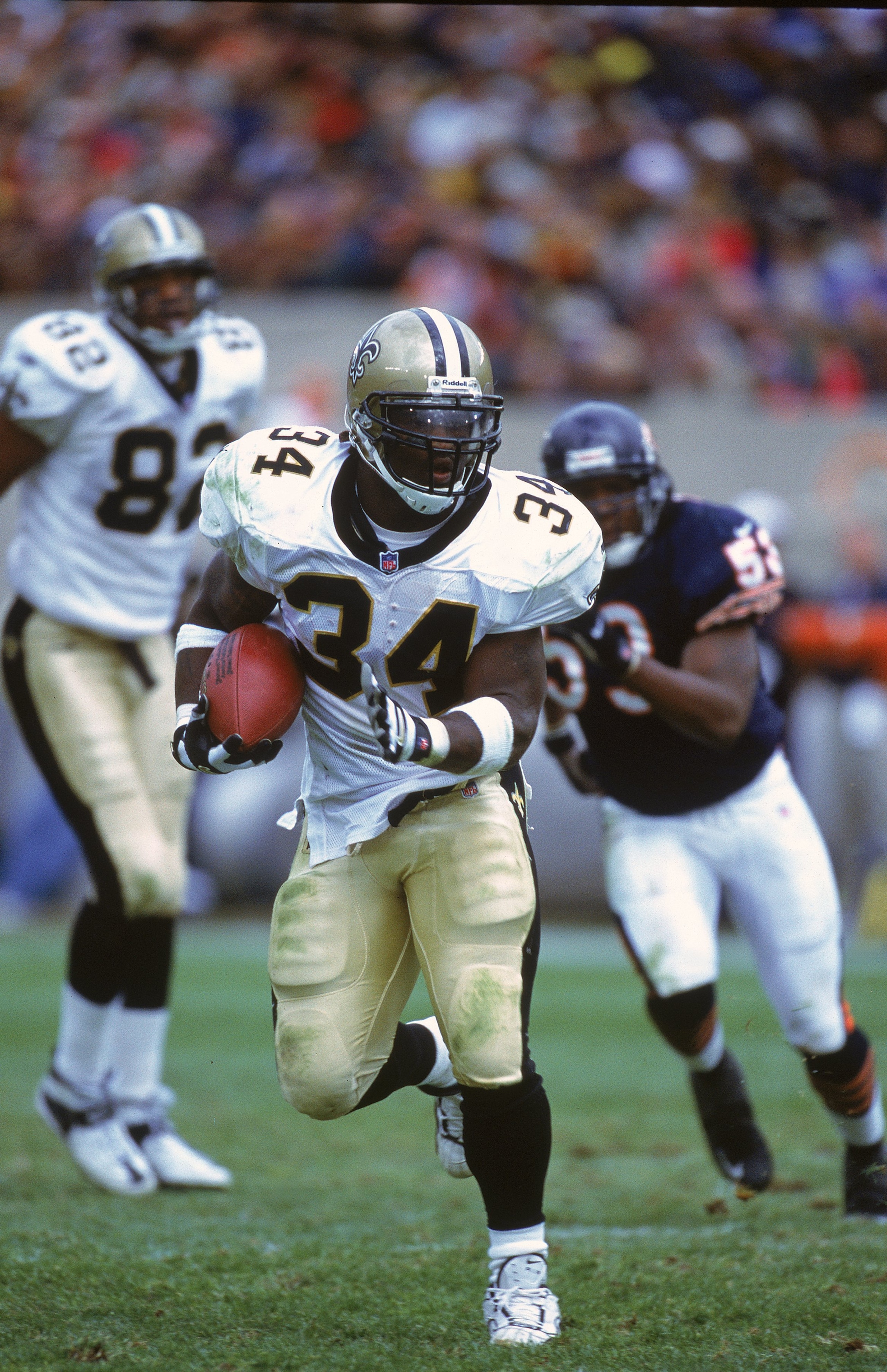 8 Oct 2000:  Ricky Williams #34 of the New Orleans Saints carries the ball down field during the game against the Chicago Bears at Soldier Field in Chicago, Illinois.  The Saints defeated the Bears 31-10.Mandatory Credit: Jonathan Daniel  /Allsport