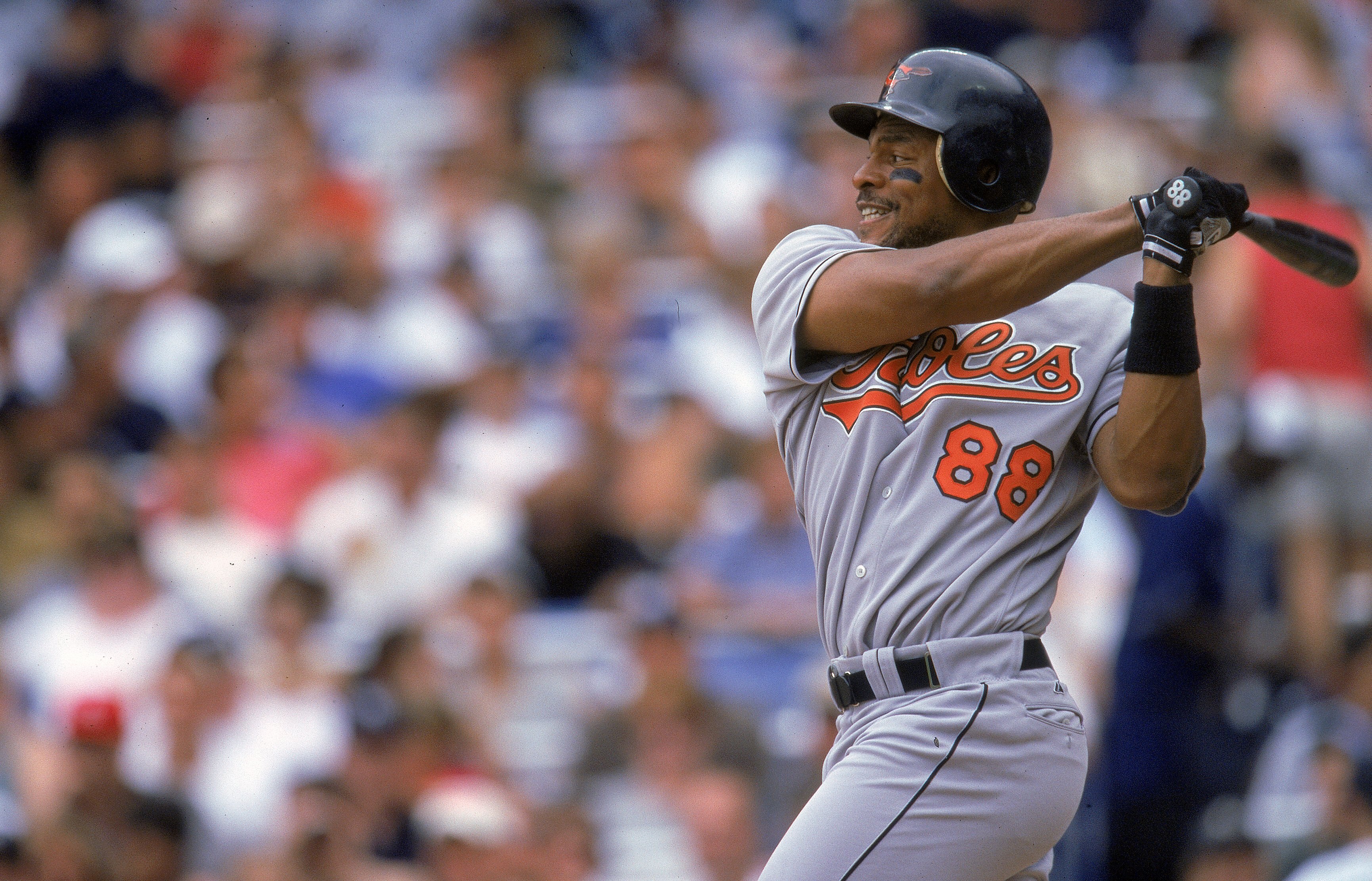 4 Jul 2000: Albert Belle #88 of the Baltimore Orioles swings at the pitch during the game against the New York Yankees at Yankee Stadium in New York, New York.  The Orioles defeated the Yankees 7-6.Mandatory Credit: Jamie Squire  /Allsport