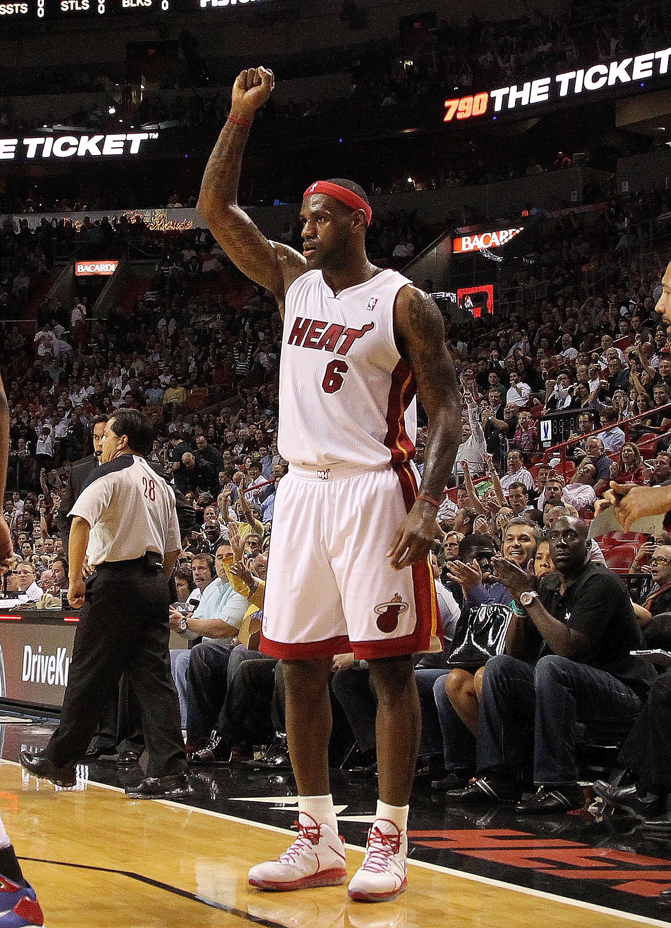 MIAMI, FL - DECEMBER 01:  LeBron James #6 of the Miami Heat reacts to making a shot to end the first quarter during a game against the Detroit Pistons at American Airlines Arena on December 1, 2010 in Miami, Florida. NOTE TO USER: User expressly acknowled