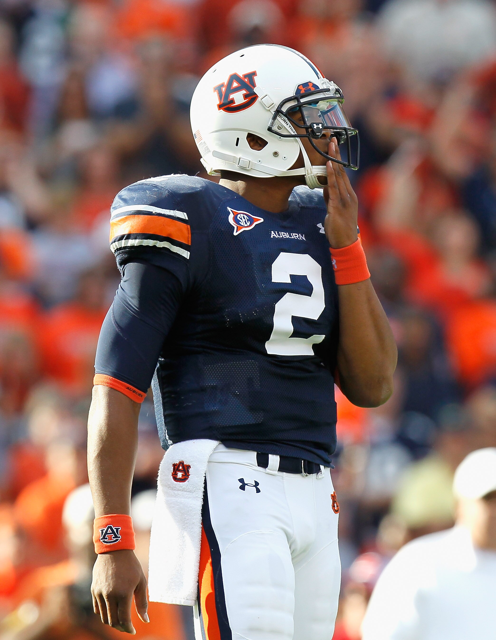 AUBURN, AL - NOVEMBER 13:  Quarterback Cam Newton #2 of the Auburn Tigers against the Georgia Bulldogs at Jordan-Hare Stadium on November 13, 2010 in Auburn, Alabama.  (Photo by Kevin C. Cox/Getty Images)