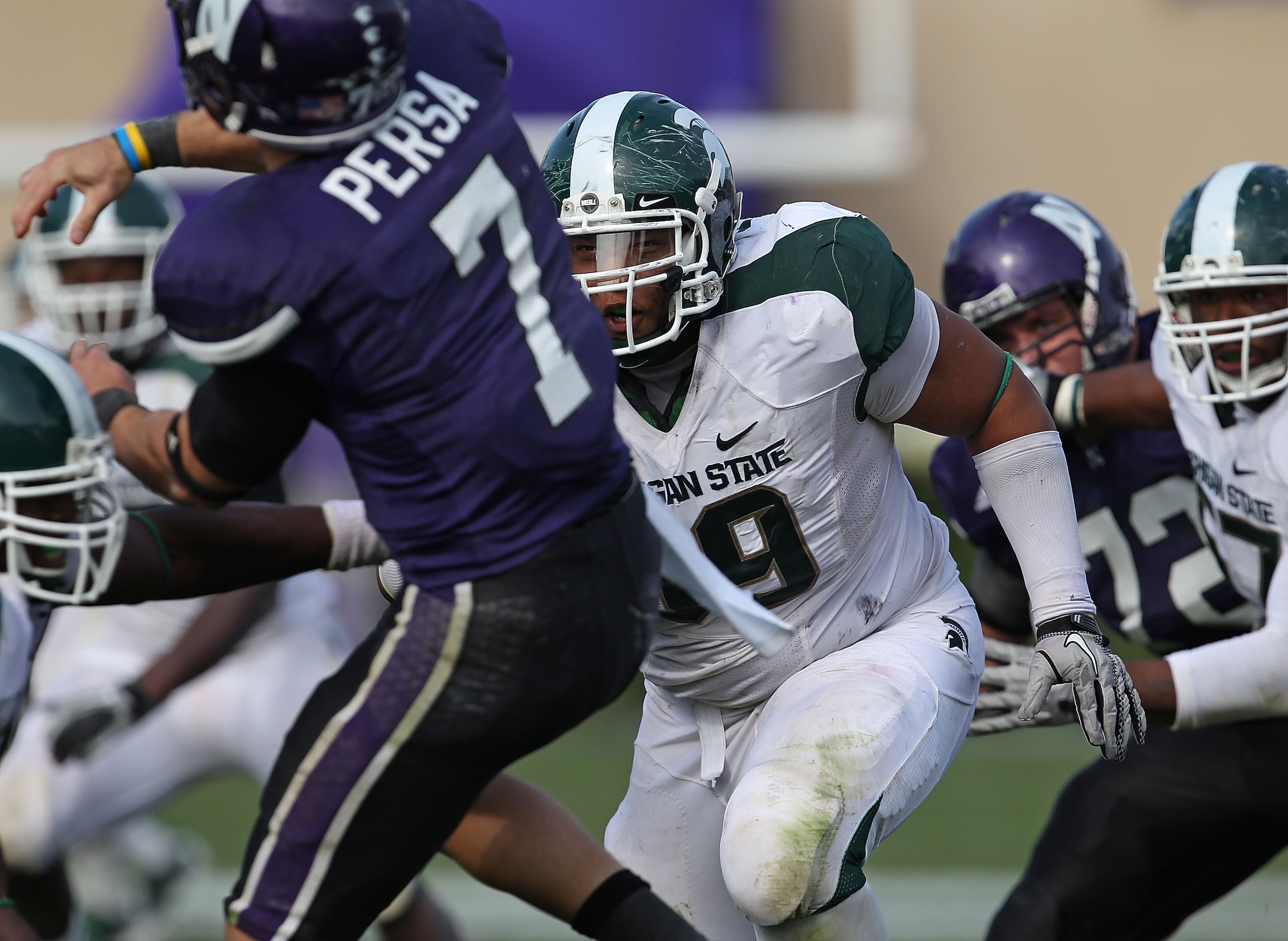 EVANSTON, IL - OCTOBER 23: Jerel Worthy #99 of the Michigan State Spartans rushes towards Dan Persa #7 of the Northwestern Wildcats at Ryan Field on October 23, 2010 in Evanston, Illinois. Michigan State defeated Northwestern 35-27. (Photo by Jonathan Dan EVANSTON, IL - OCTOBER 23: Jerel Worthy #99 of the Michigan State Spartans rushes towards Dan Persa #7 of the Northwestern Wildcats at Ryan Field on October 23, 2010 in Evanston, Illinois. Michigan State defeated Northwestern 35-27. (Photo by Jonathan Dan