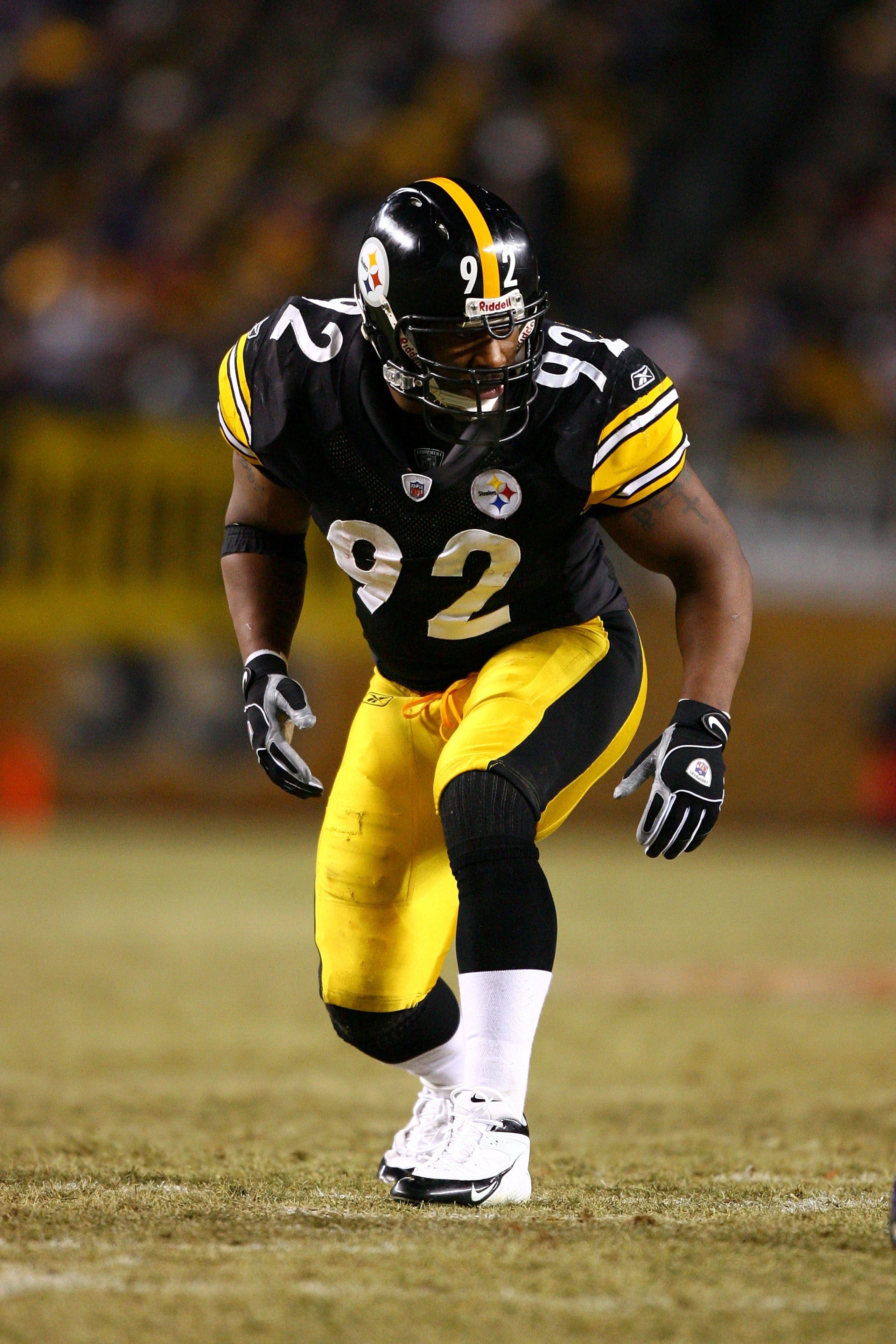 PITTSBURGH - JANUARY 18:  James Harrison #92 of the Pittsburgh Steelers lines up on defense against the Baltimore Ravens during the AFC Championship game on January 18, 2009 at Heinz Field in Pittsburgh, Pennsylvania. Steelers won 23-14.  (Photo by Al Bel