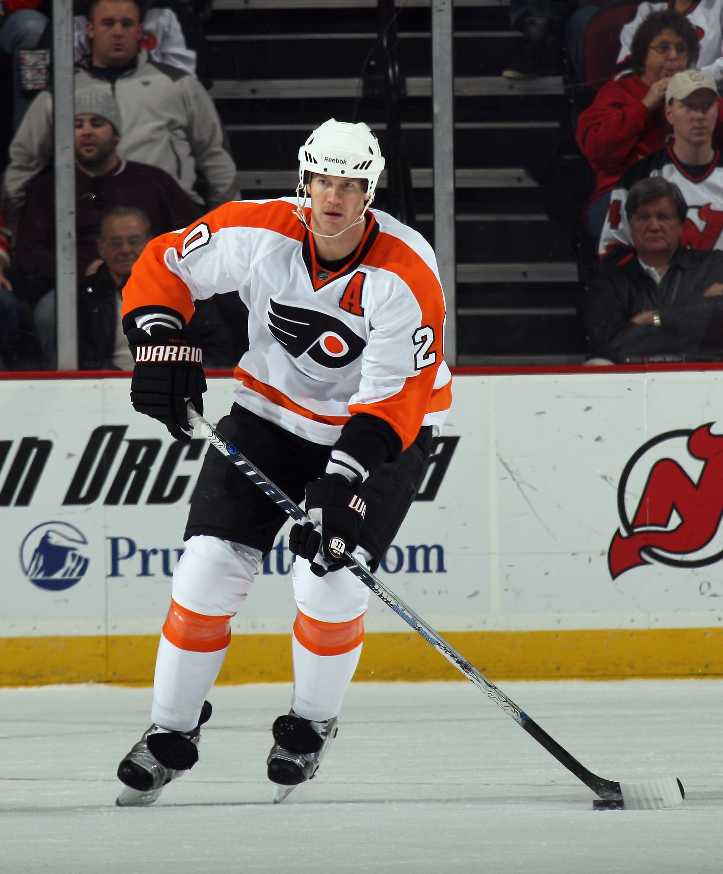 NEWARK, NJ - NOVEMBER 27:  Chris Pronger #20 of the Philadelphia Flyers skates against the New Jersey Devils at the Prudential Center on November 27, 2010 in Newark, New Jersey. The Devils defeated the Flyers 2-1 in the shoot out.  (Photo by Bruce Bennett