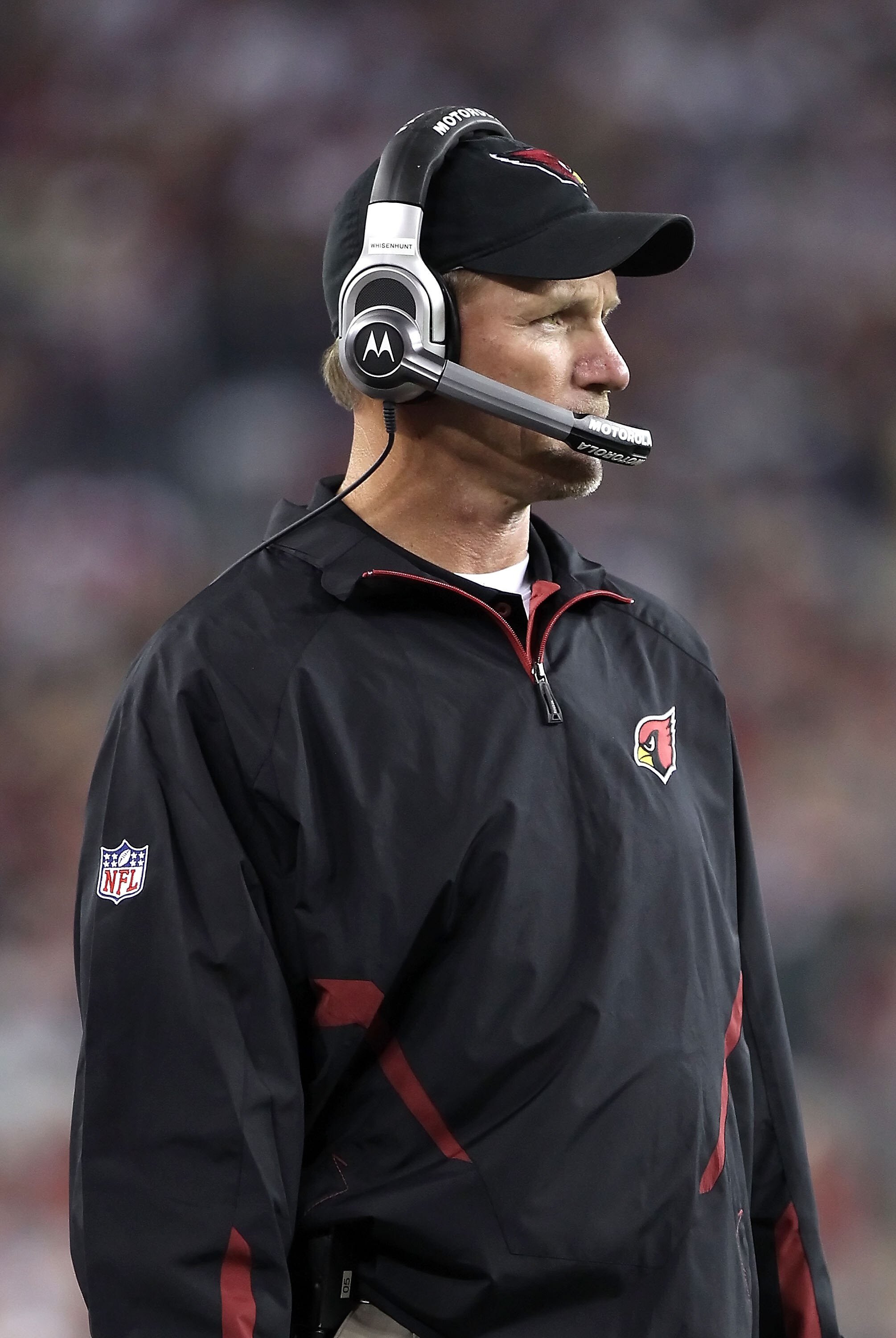 GLENDALE, AZ - NOVEMBER 29:  Head coach Ken Whisenhunt of the Arizona Cardinals watches from the sidelines during the NFL game against the San Francisco 49ers at the University of Phoenix Stadium on November 29, 2010 in Glendale, Arizona. The 49ers defeat