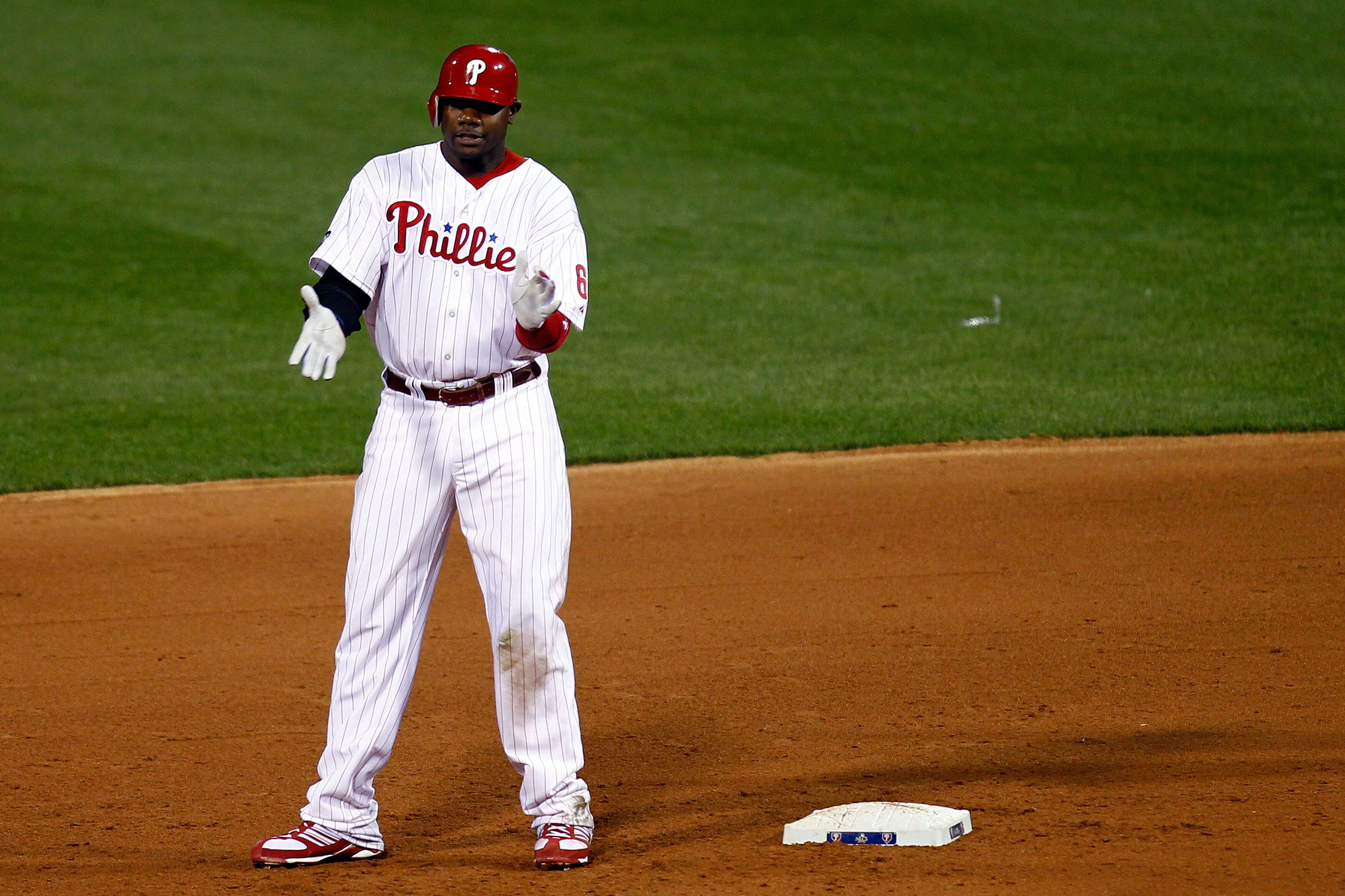 PHILADELPHIA - OCTOBER 23:  Ryan Howard #6 of the Philadelphia Phillies reacts after a double in fifth inning against the San Francisco Giants in Game Six of the NLCS during the 2010 MLB Playoffs at Citizens Bank Park on October 23, 2010 in Philadelphia,