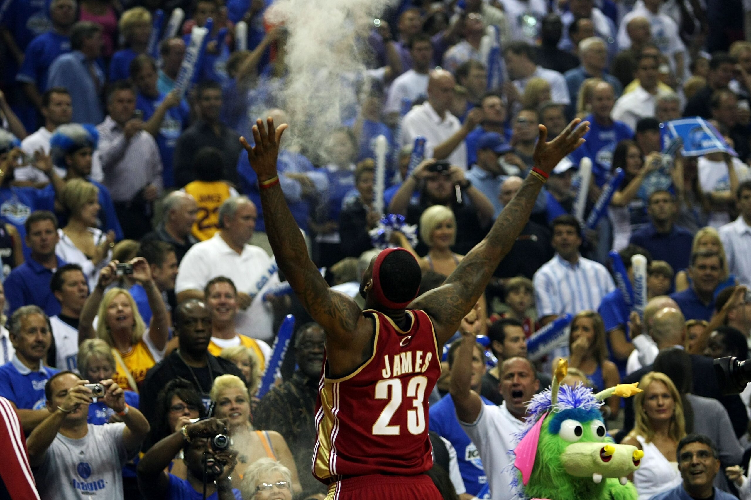 ORLANDO, FL - MAY 24:  LeBron James #23 of the Cleveland Cavaliers throws chalk in the air before the game against the Orlando Magic in Game Three of the Eastern Conference Finals during the 2009 NBA Playoffs at the the Amway Arena on May 24, 2009 in Orla