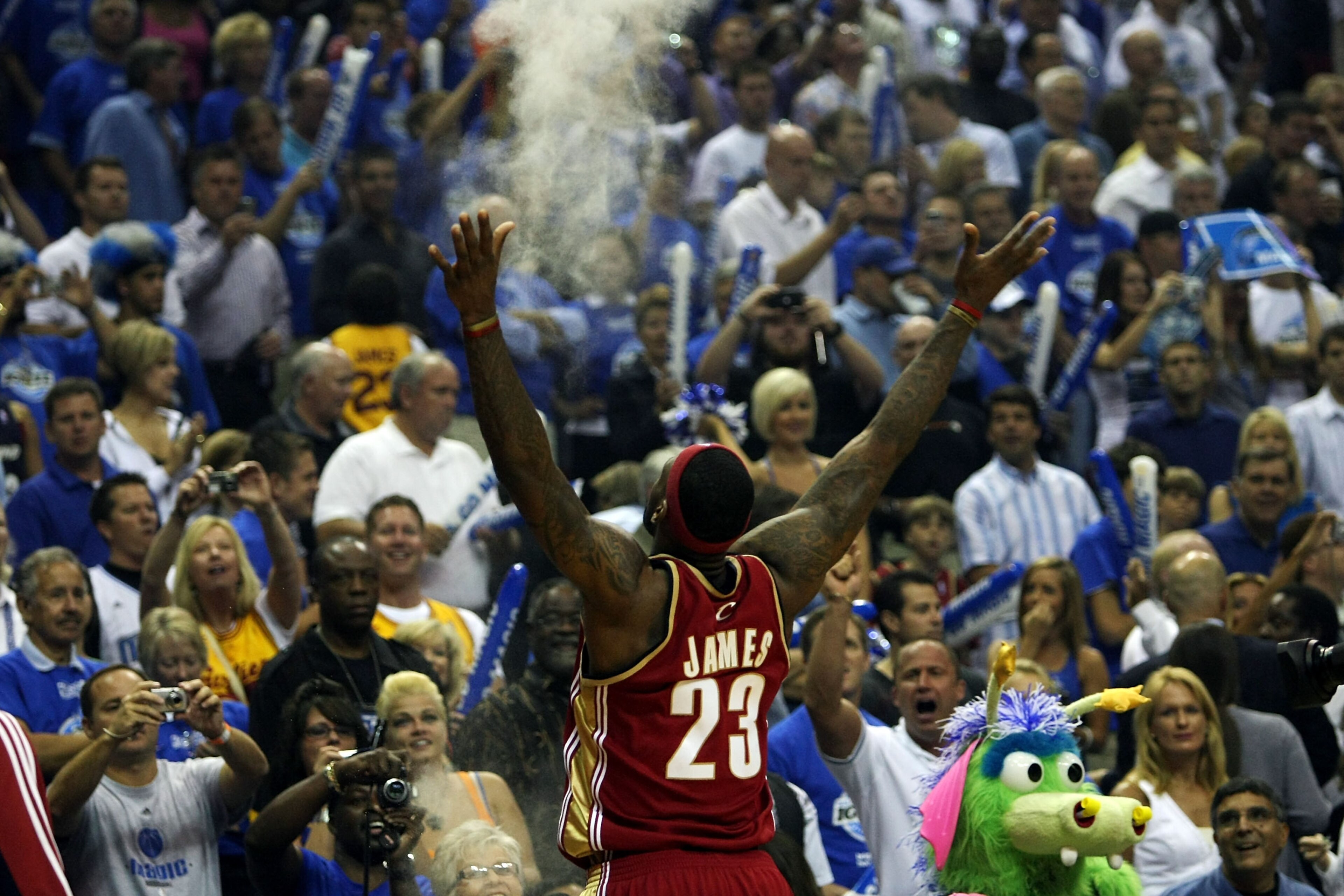 ORLANDO, FL - MAY 24:  LeBron James #23 of the Cleveland Cavaliers throws chalk in the air before the game against the Orlando Magic in Game Three of the Eastern Conference Finals during the 2009 NBA Playoffs at the the Amway Arena on May 24, 2009 in Orla